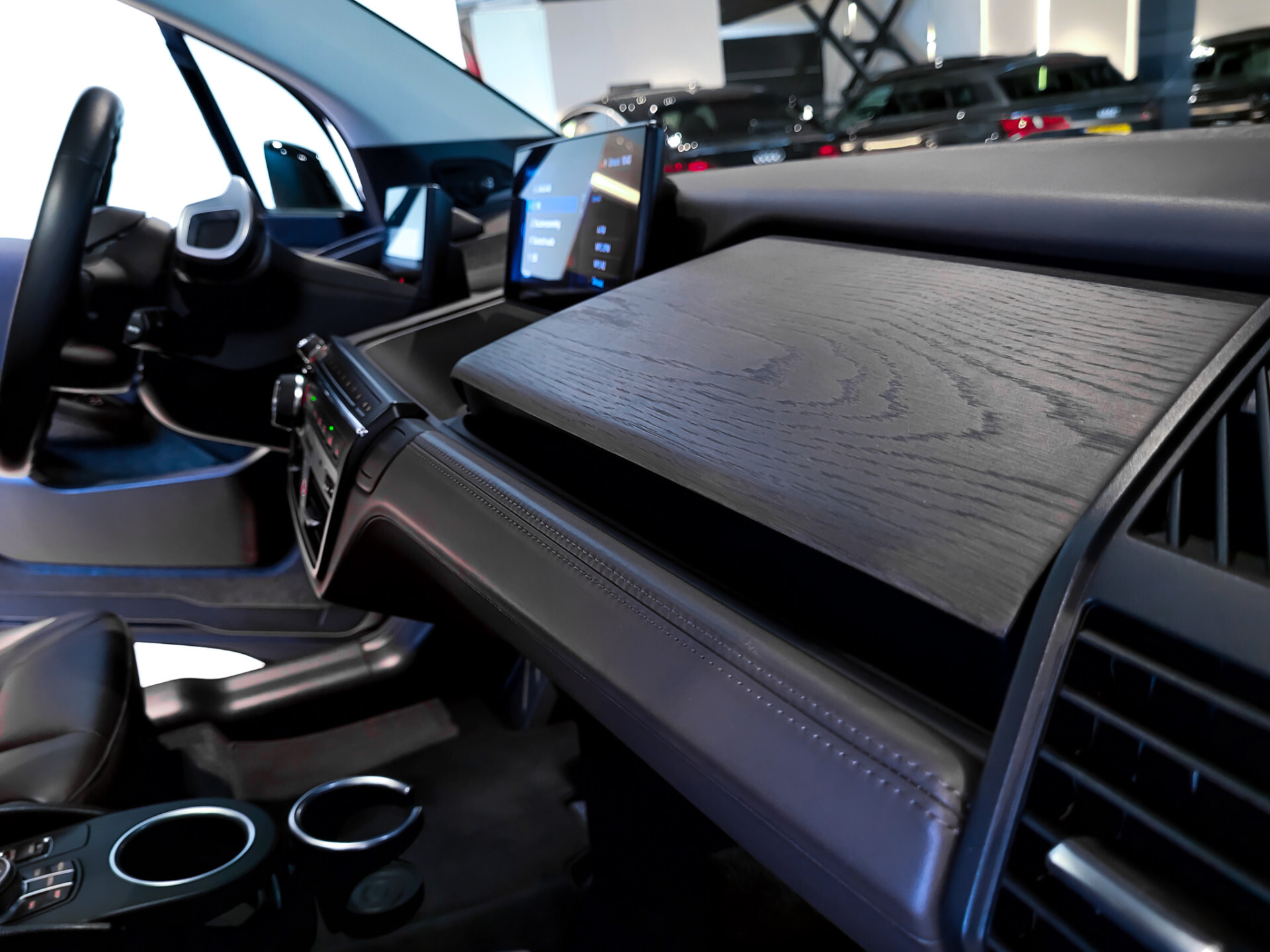 BMW i3 S 120Ah 42 kWh RoadStyle Edition Foto 28