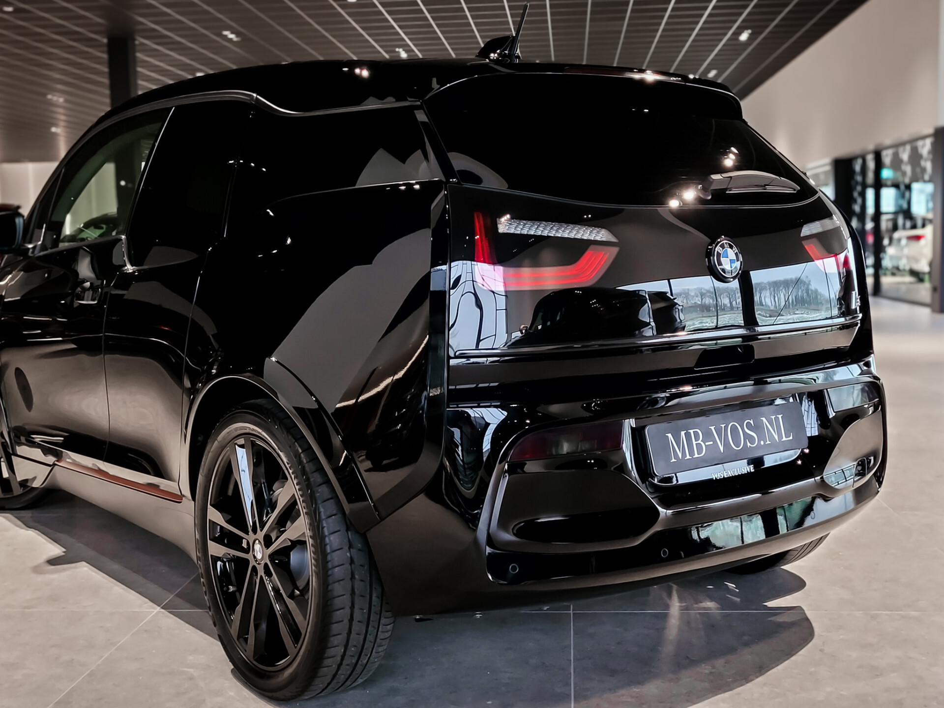 BMW i3 S 120Ah 42 kWh RoadStyle Edition Foto 35