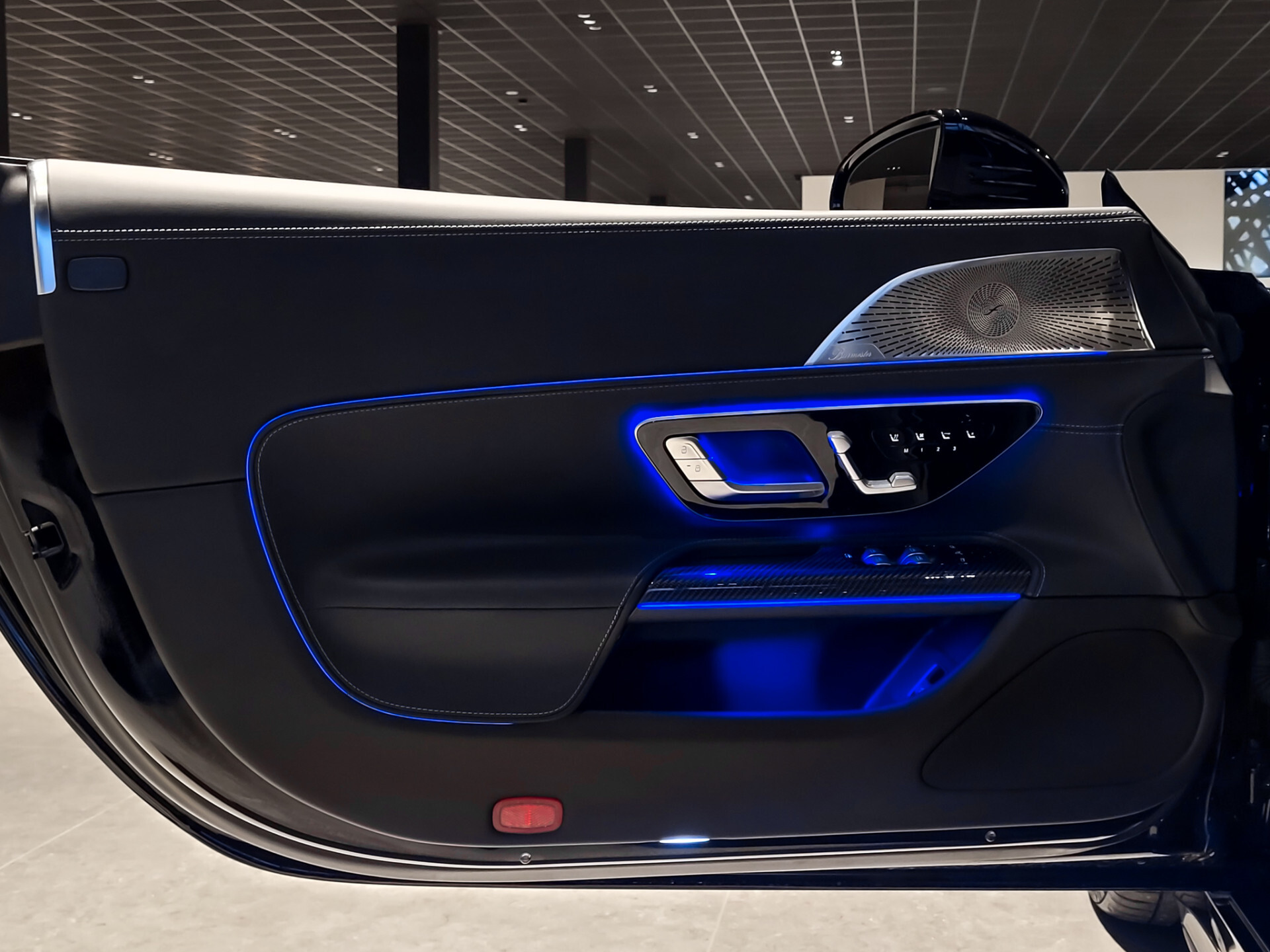 Mercedes-Benz SL-Klasse Roadster 63 4MATIC+ Ceramic | Lift | Achterassturing | Carbon | Dynamic Plus | Burmester | 21" | HUD | Manufaktur | Massage Foto 12