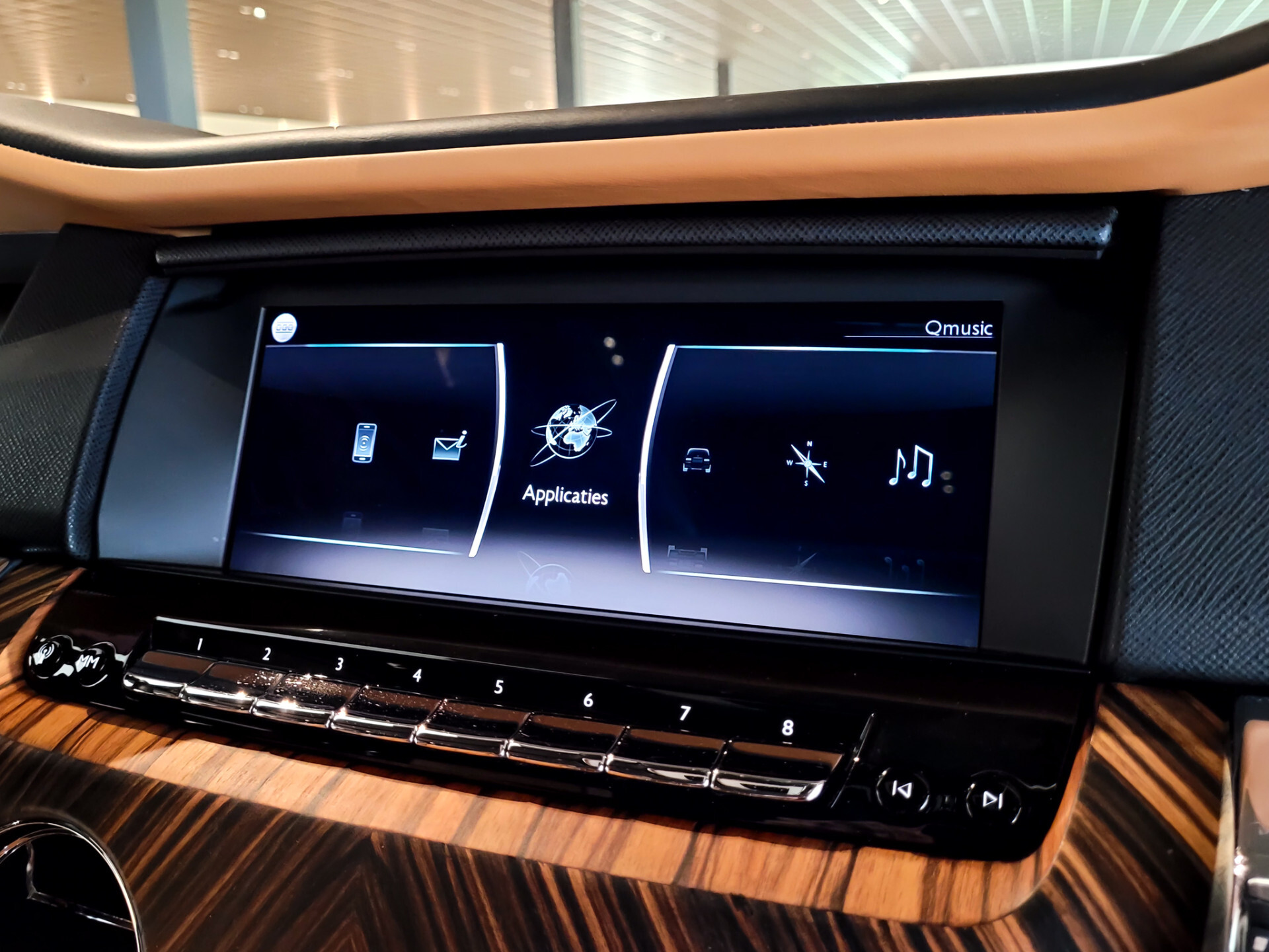 Rolls-Royce Cullinan 6.75 V12 Driving Assistant | Entertainment | Klaptafels | Panorama | Sterrenhemel | Mansory | 5-persoons | New Service Foto 18