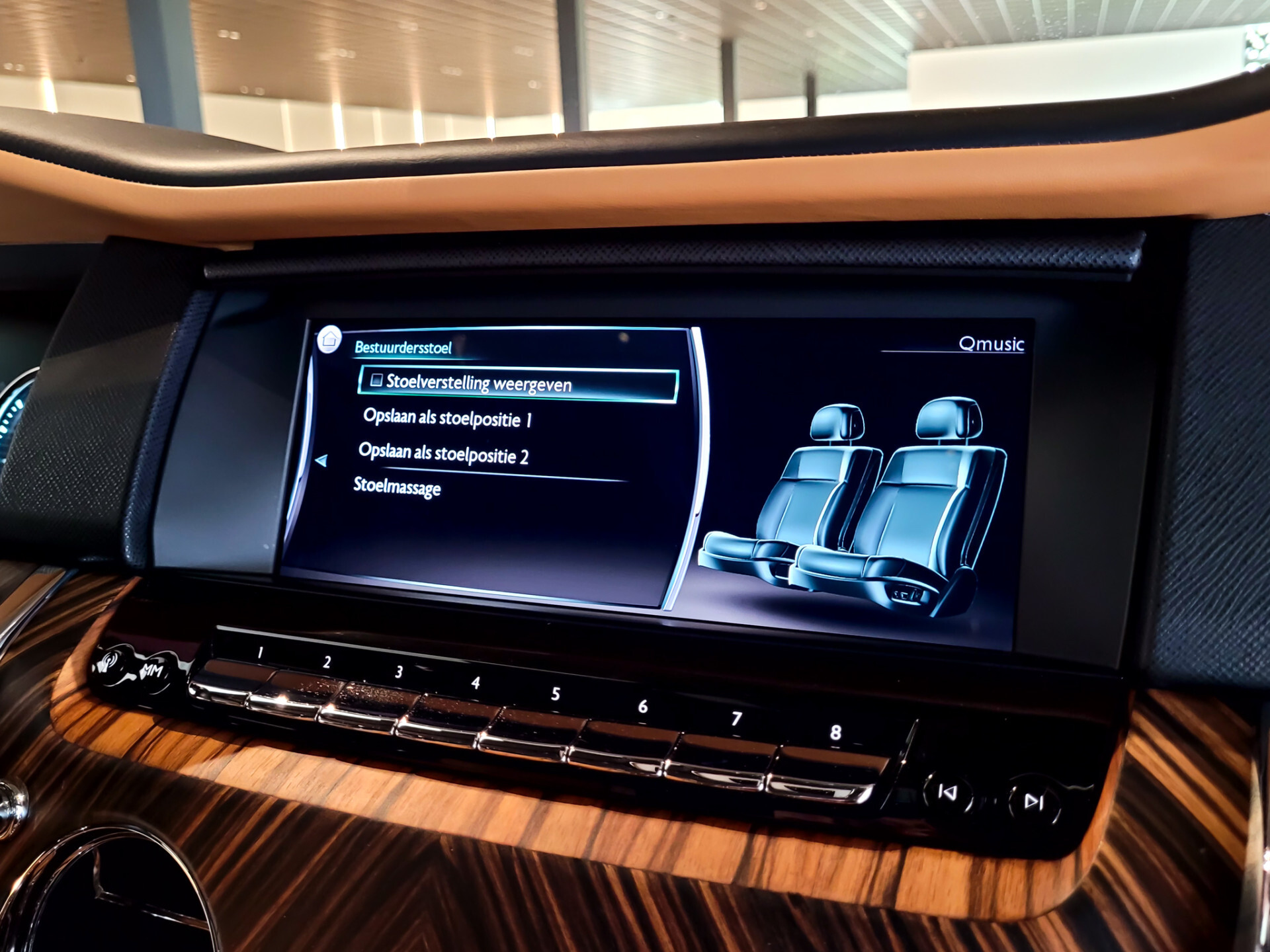 Rolls-Royce Cullinan 6.75 V12 Driving Assistant | Entertainment | Klaptafels | Panorama | Sterrenhemel | Mansory | 5-persoons | New Service Foto 24