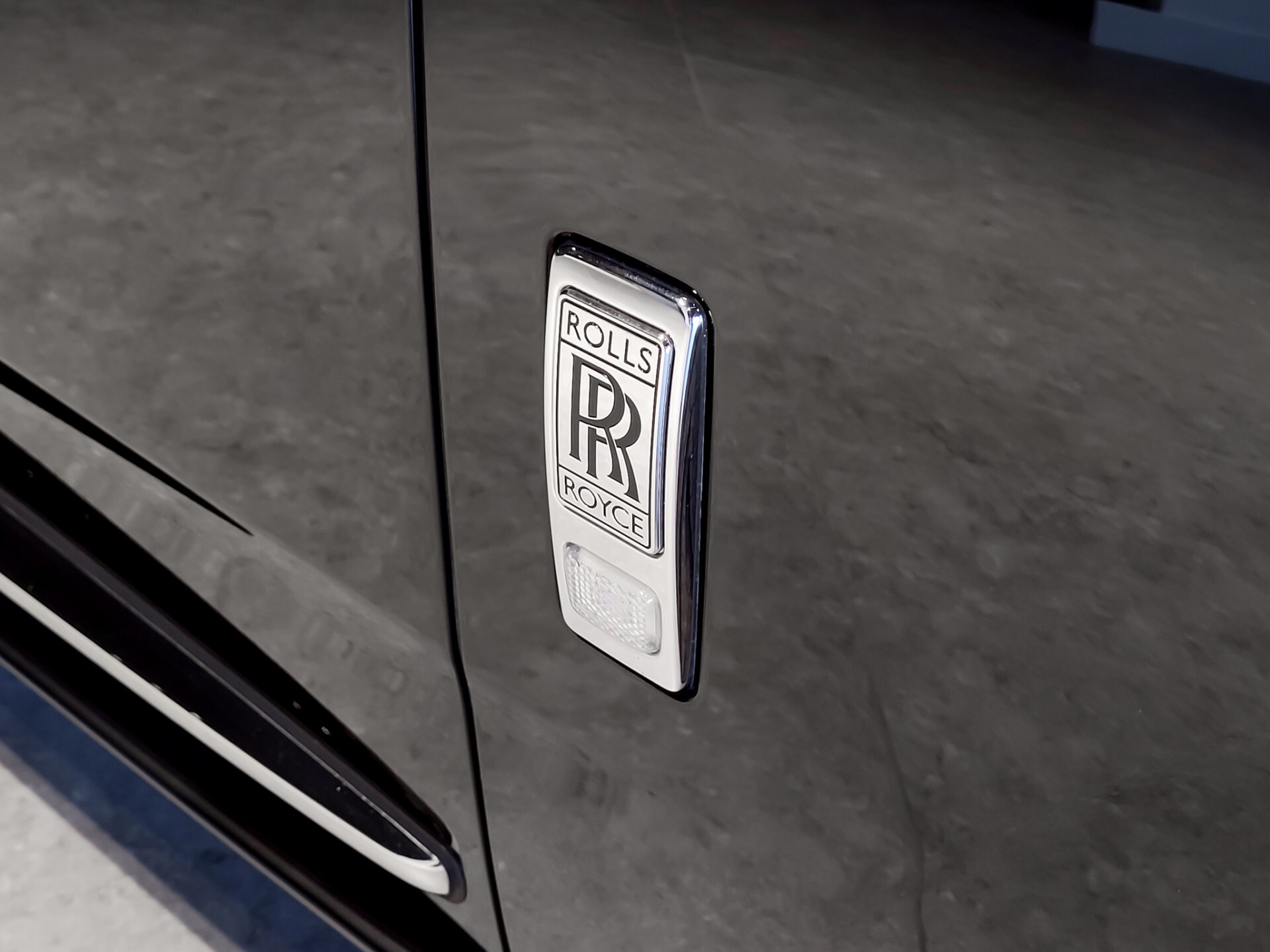 Rolls-Royce Cullinan 6.75 V12 Driving Assistant | Entertainment | Klaptafels | Panorama | Sterrenhemel | Mansory | 5-persoons | New Service Foto 25
