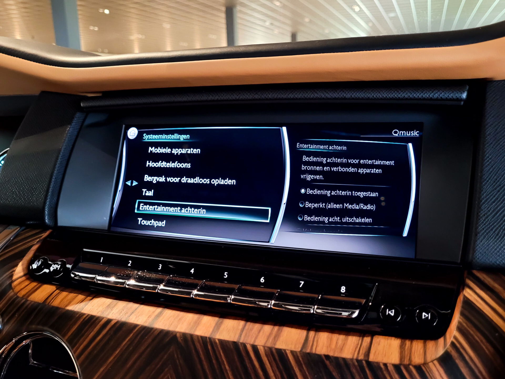 Rolls-Royce Cullinan 6.75 V12 Driving Assistant | Entertainment | Klaptafels | Panorama | Sterrenhemel | Mansory | 5-persoons | New Service Foto 28