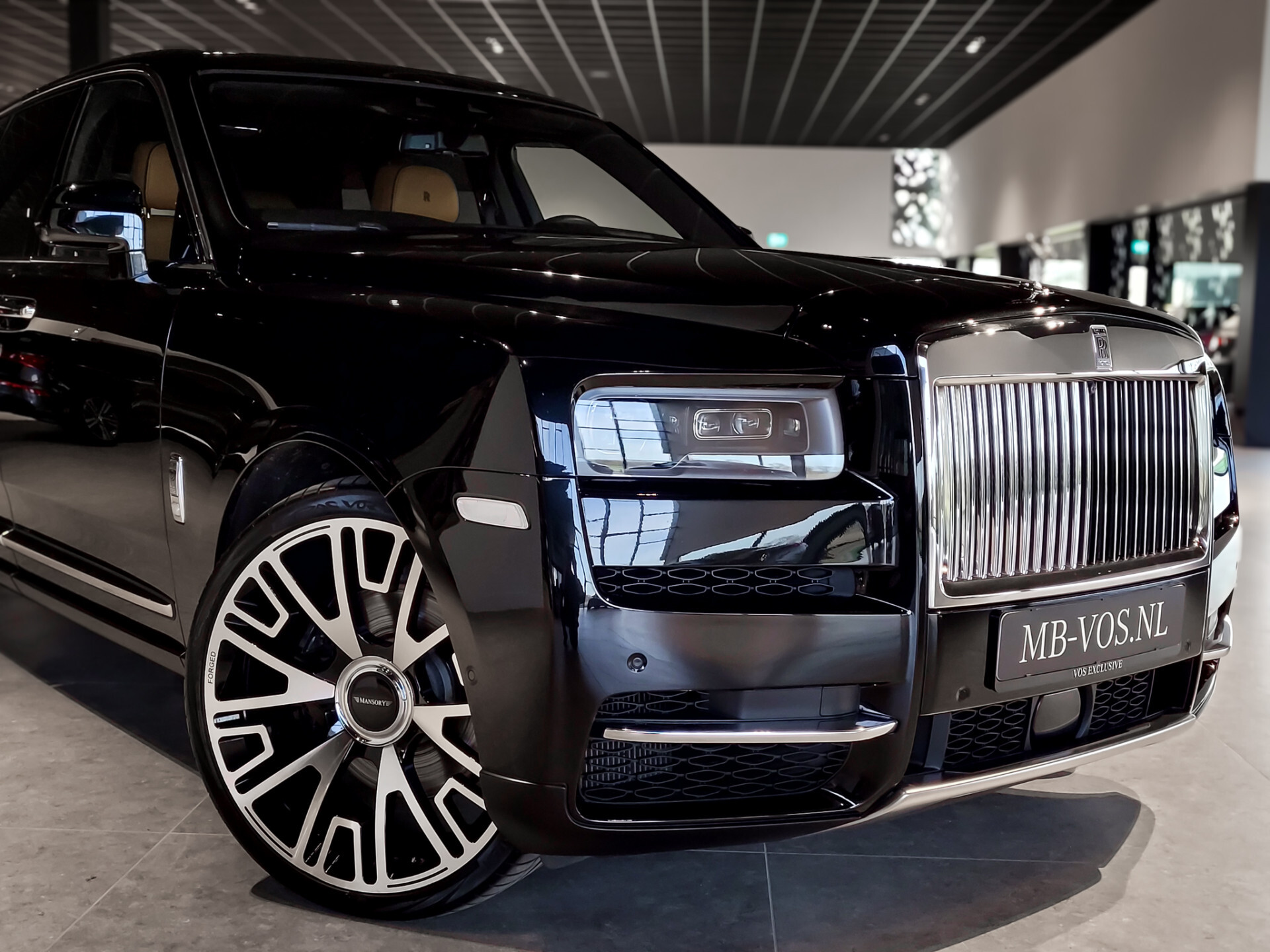 Rolls-Royce Cullinan 6.75 V12 Driving Assistant | Entertainment | Klaptafels | Panorama | Sterrenhemel | Mansory | 5-persoons | New Service Foto 47