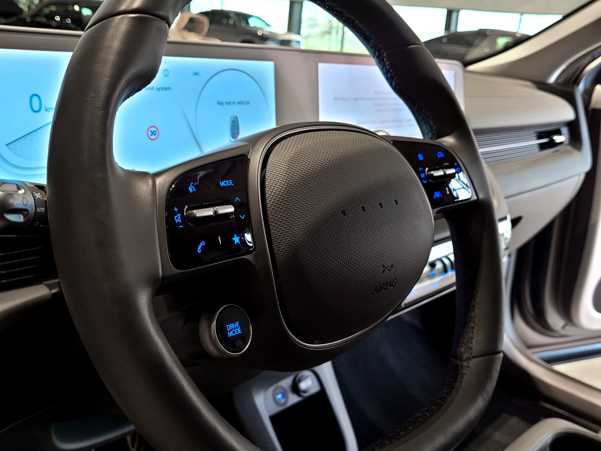 Hyundai IONIQ 5 77 kWh Lounge AWD Garantie 26-10-2029 | Nieuwprijs €63995 Foto 19