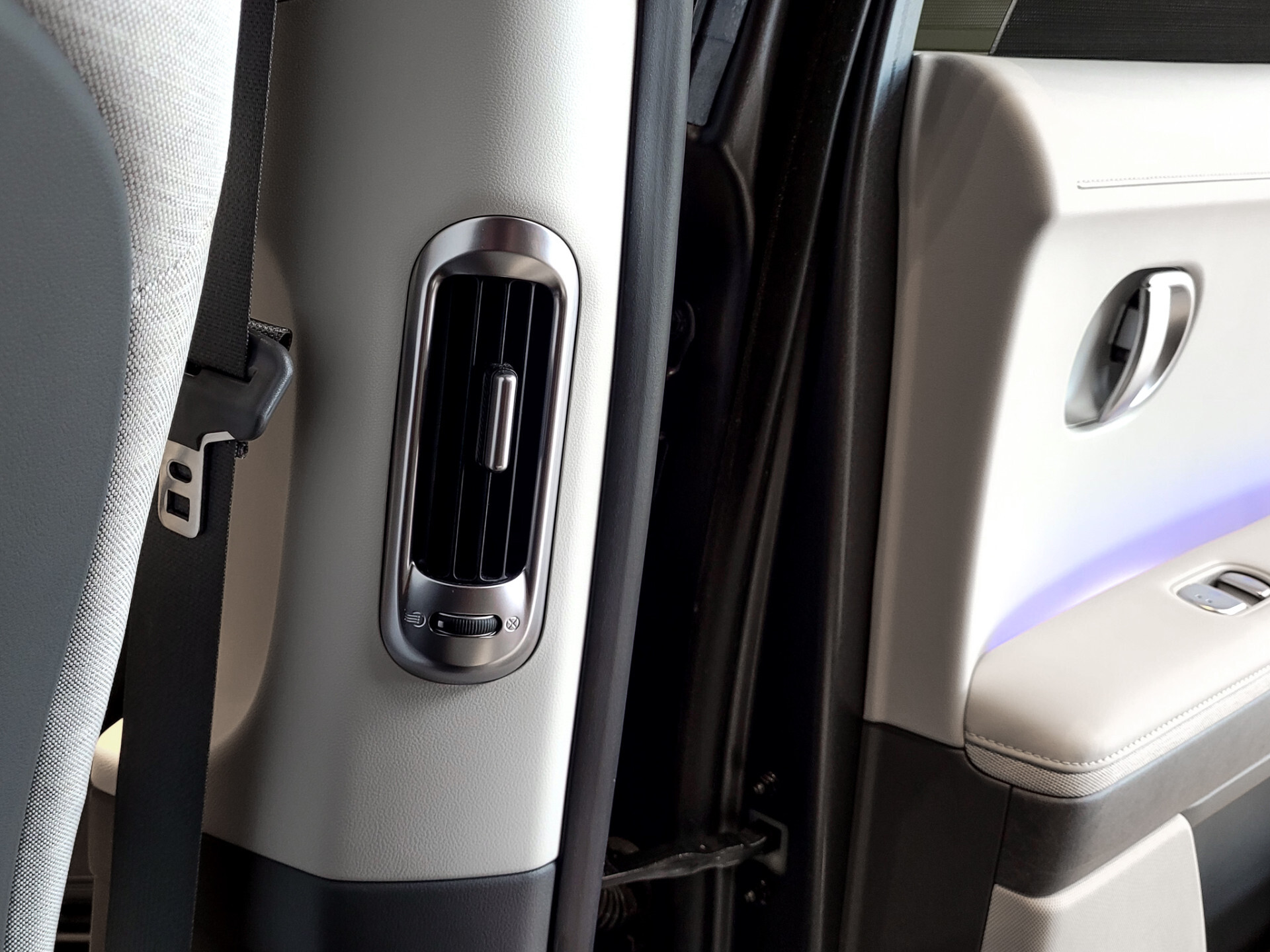 Hyundai IONIQ 5 77 kWh Lounge AWD Garantie 26-10-2029 | Nieuwprijs €63995 Foto 29