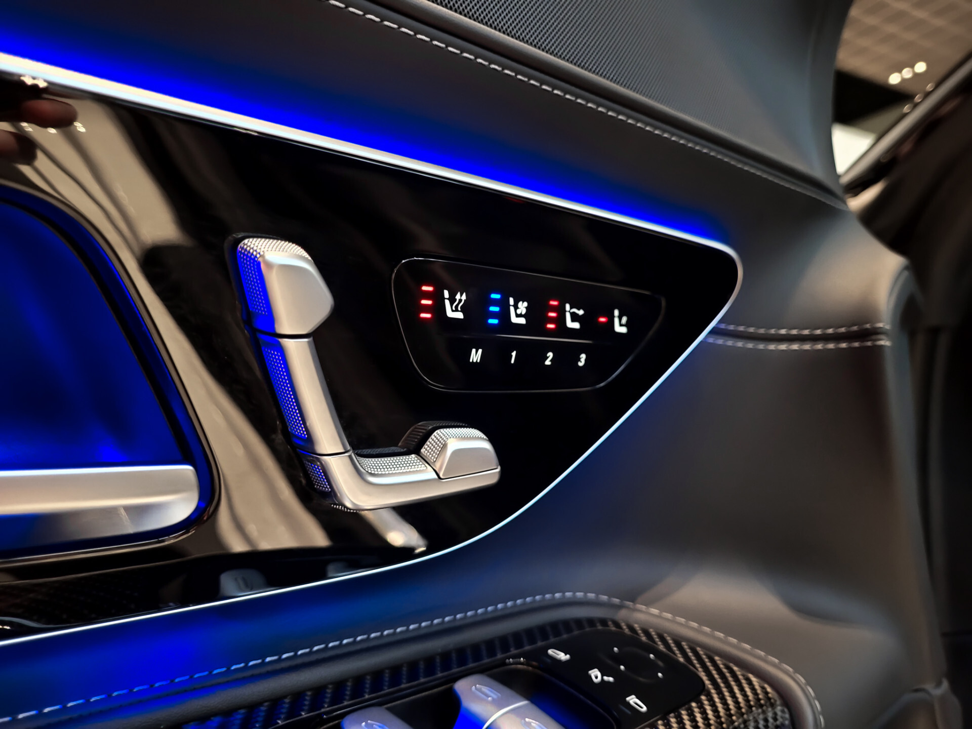 Mercedes-Benz SL-Klasse Roadster 63 4M+ Dynamic Plus | Achterasbesturing | Carbon | HUD | Night Foto 17