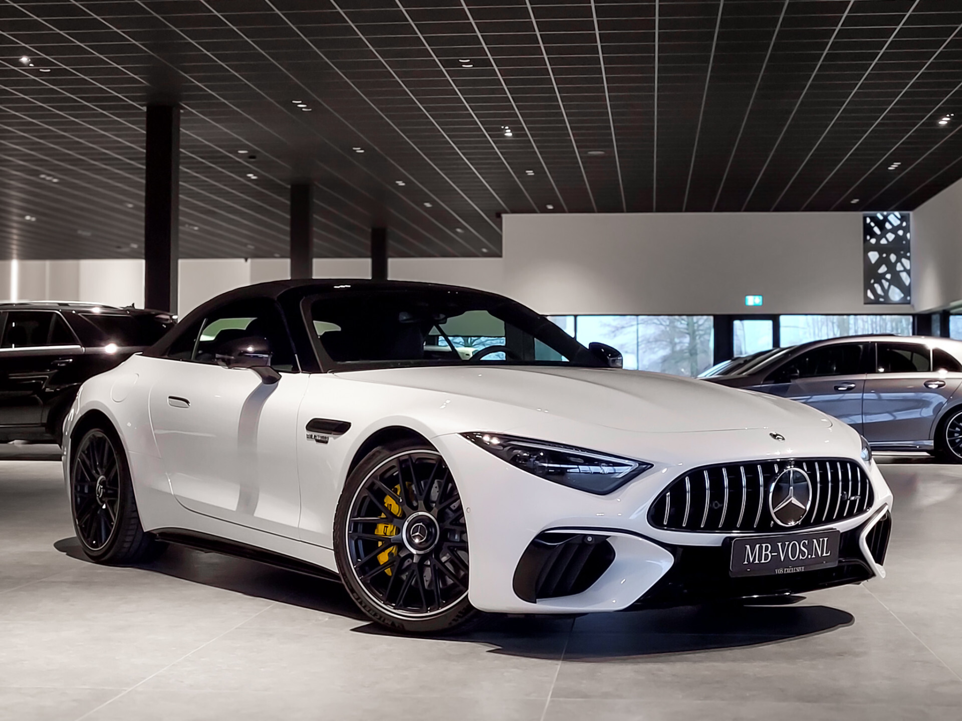 Mercedes-Benz SL-Klasse Roadster 63 4M+ Dynamic Plus | Achterasbesturing | Carbon | HUD | Night Foto 2