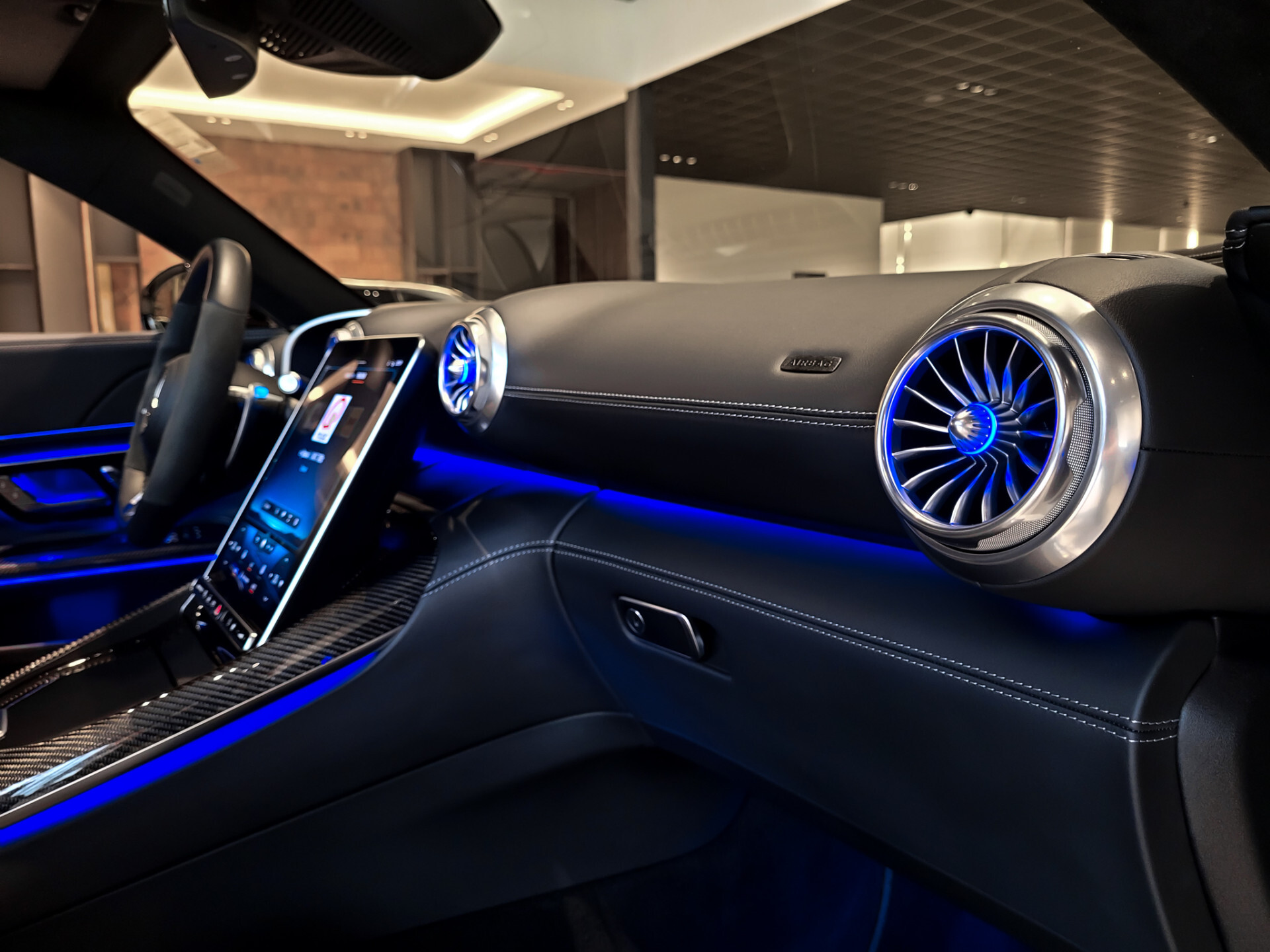 Mercedes-Benz SL-Klasse Roadster 63 4M+ Dynamic Plus | Achterasbesturing | Carbon | HUD | Night Foto 31