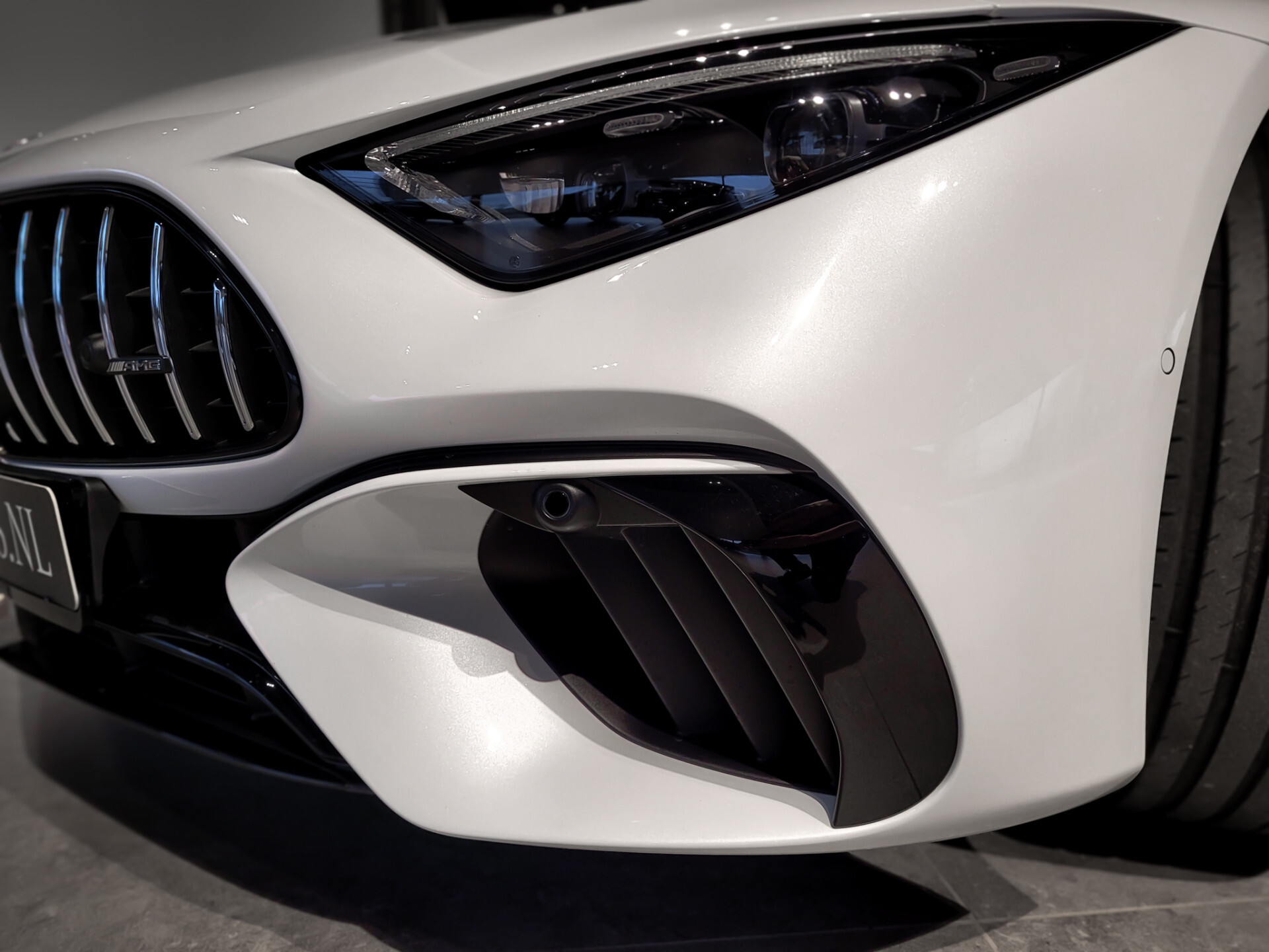 Mercedes-Benz SL-Klasse Roadster 63 4M+ Dynamic Plus | Achterasbesturing | Carbon | HUD | Night Foto 39