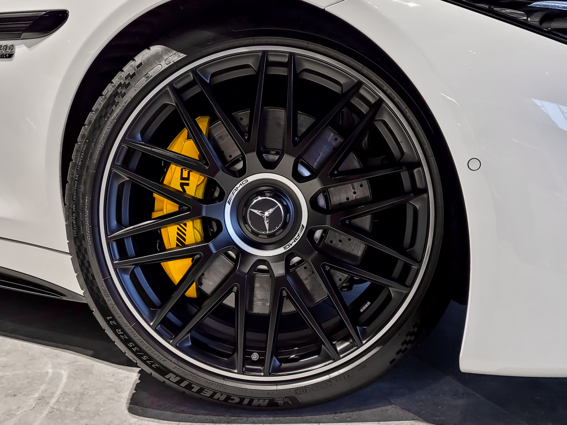 Mercedes-Benz SL-Klasse Roadster 63 4M+ Dynamic Plus | Achterasbesturing | Carbon | HUD | Night Foto 47