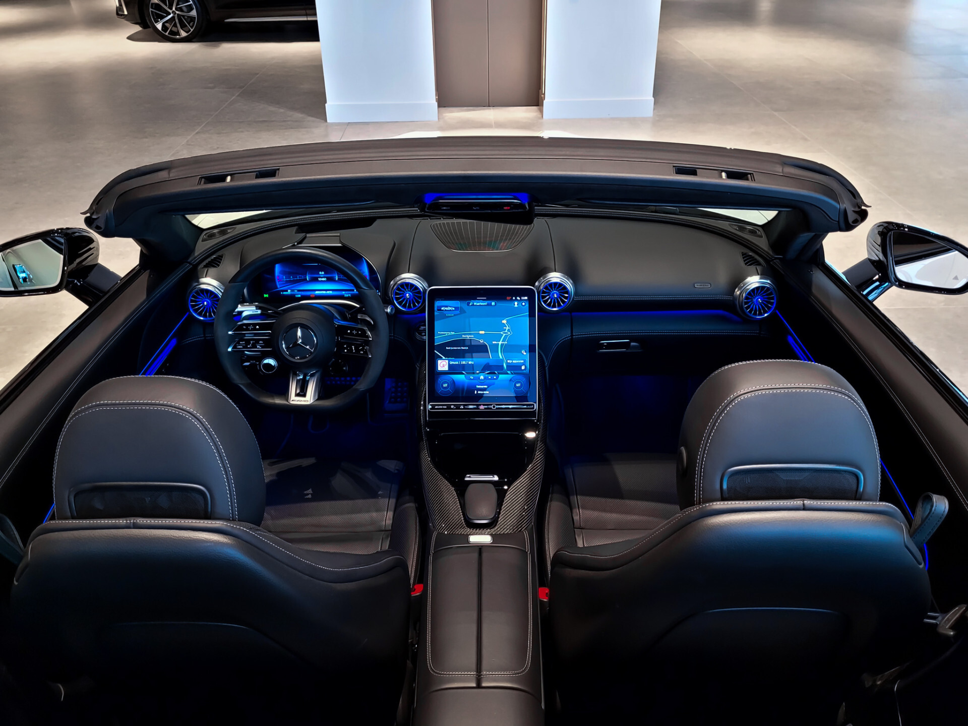 Mercedes-Benz SL-Klasse Roadster 63 4M+ Dynamic Plus | Achterasbesturing | Carbon | HUD | Night Foto 9