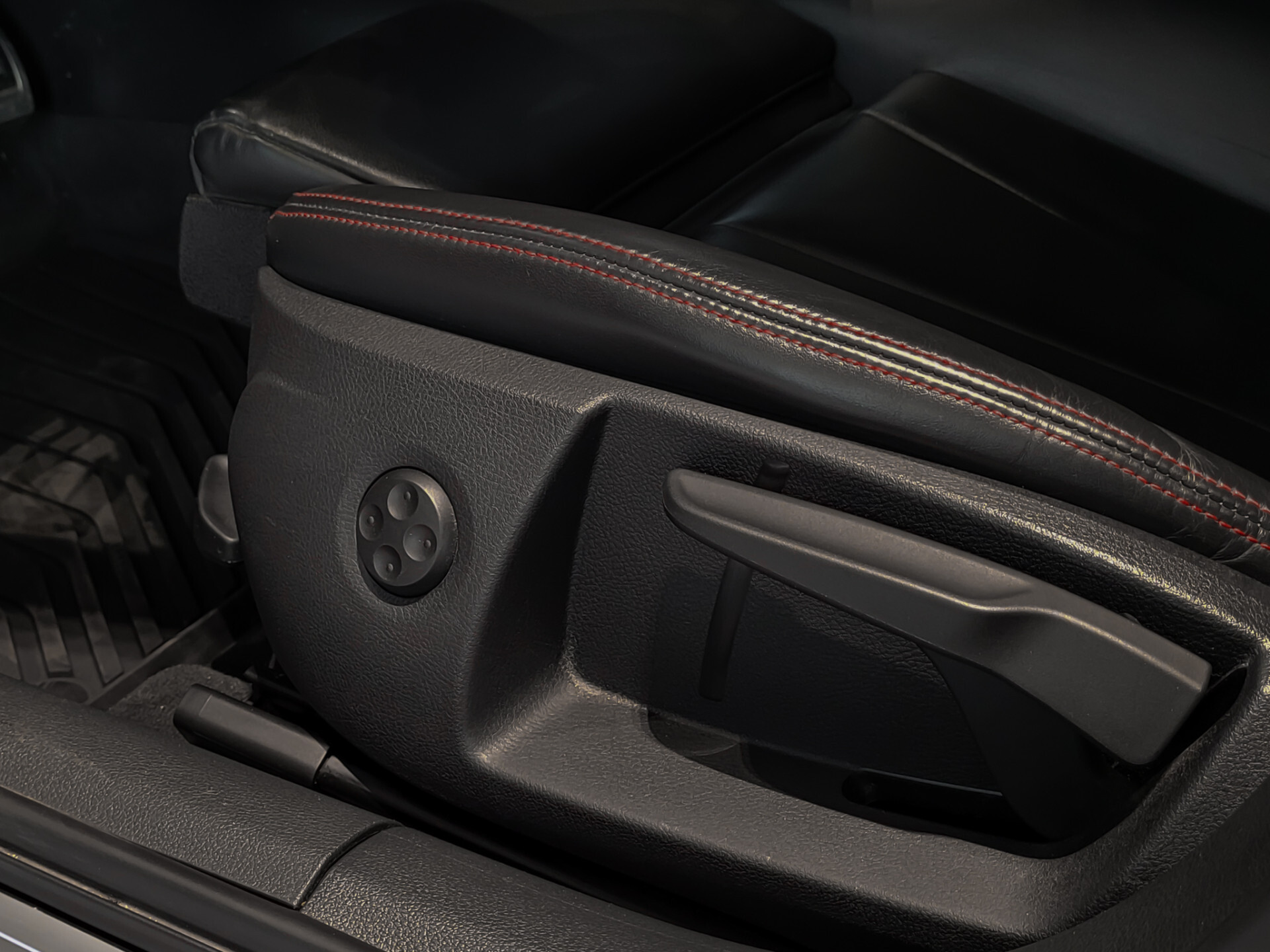 Audi S3 Sportback 2.0 TFSI Quattro Schaalstoelen | Nappaleder | Bang&Olufsen | Remus sportuitlaat | New Service Foto 24