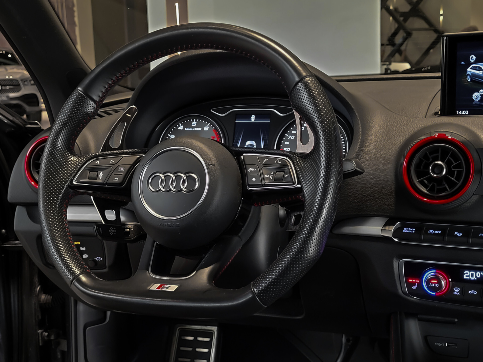 Audi S3 Sportback 2.0 TFSI Quattro Schaalstoelen | Nappaleder | Bang&Olufsen | Remus sportuitlaat | New Service Foto 28