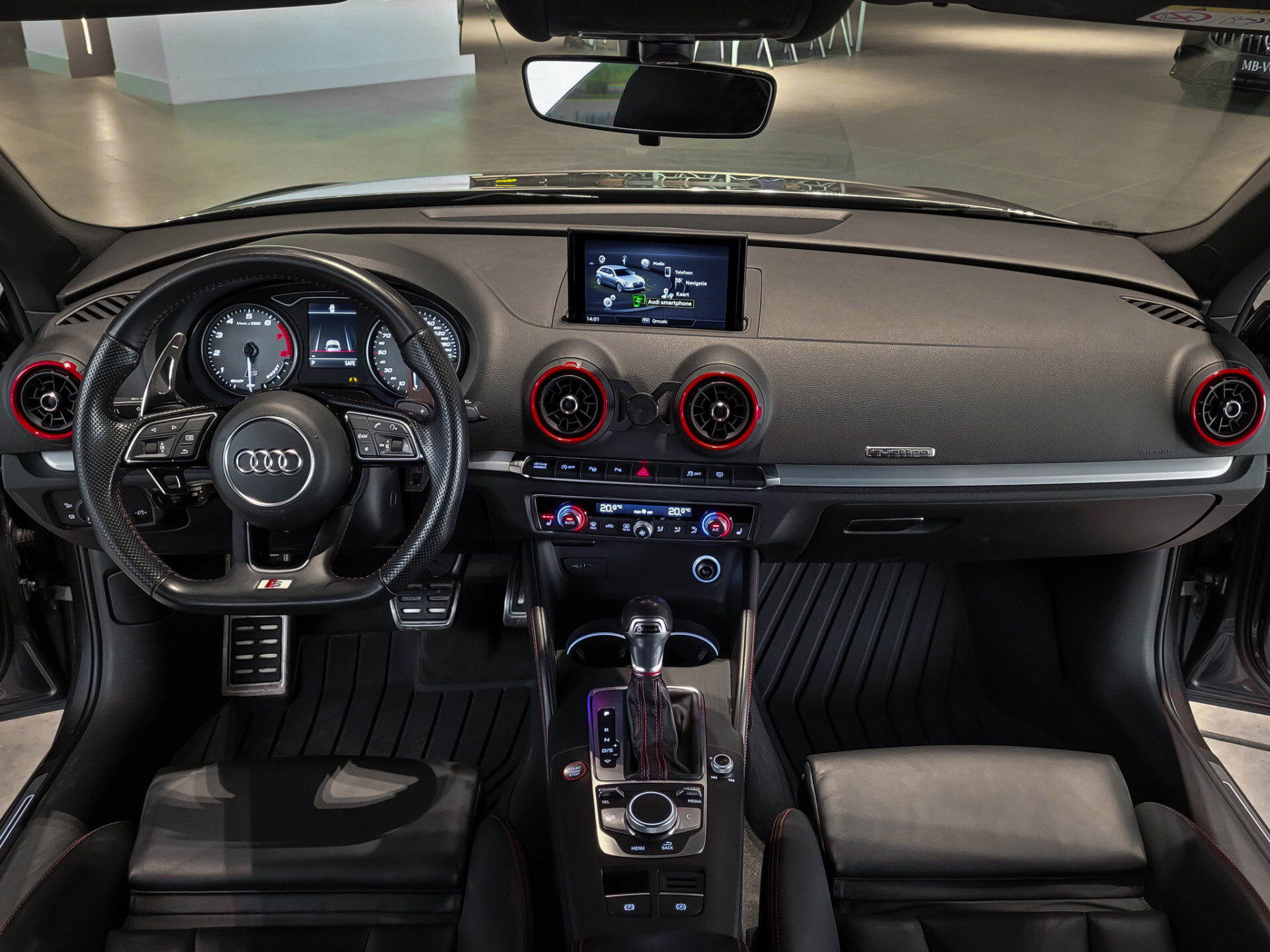 Audi S3 Sportback 2.0 TFSI Quattro Schaalstoelen | Nappaleder | Bang&Olufsen | Remus sportuitlaat | New Service Foto 5