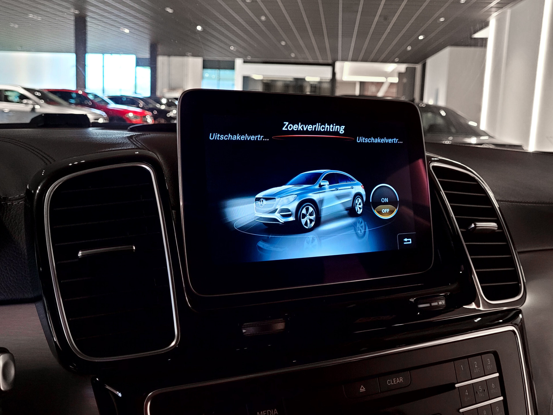 Mercedes-Benz GLE Coupé 43 AMG 4-M Panorama | Keyless | Distronic | Massage | 360 | Trekhaak Aut9 Foto 12