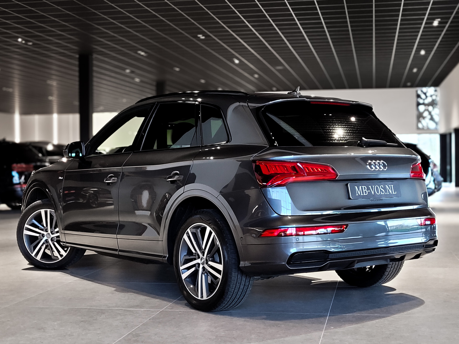 Audi Q5 2.0 TFSI Quattro S-Line Panorama | Blackline | Virtual Cockpit | Aut-Trekhaak | 20" | NL Auto Foto 2
