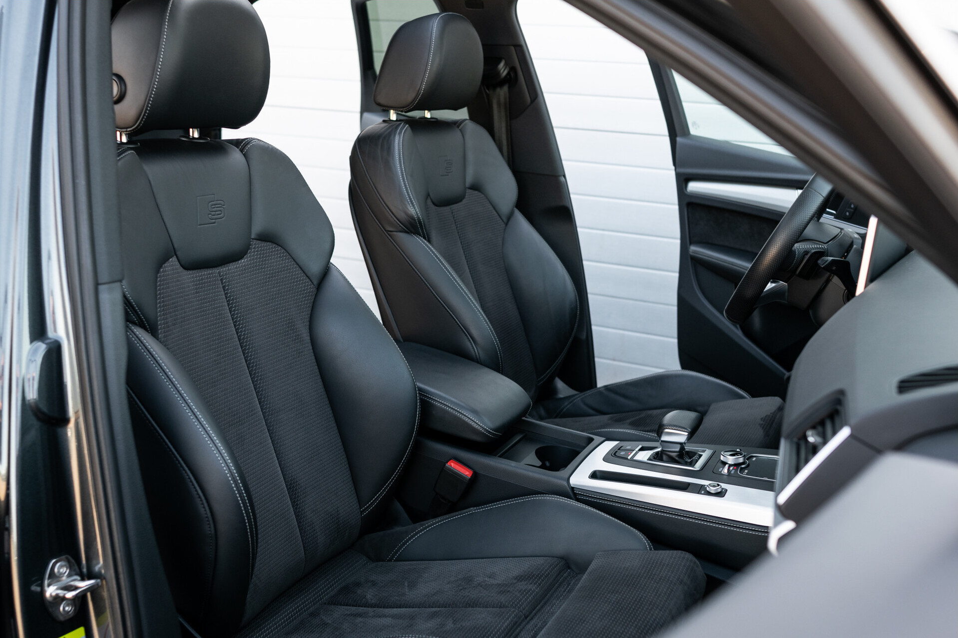 Audi Q5 2.0 TFSI Quattro S-Line Panorama | Blackline | Virtual Cockpit | Aut-Trekhaak | 20" | NL Auto Foto 3