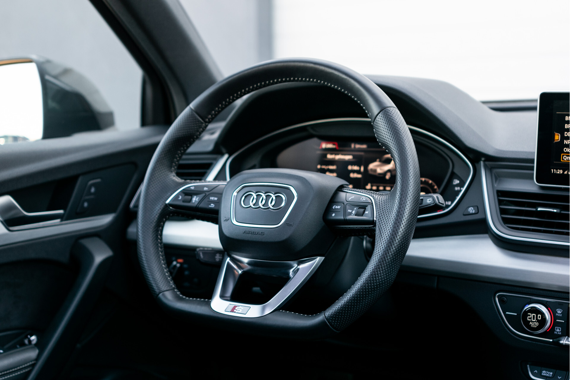 Audi Q5 2.0 TFSI Quattro S-Line Panorama | Blackline | Virtual Cockpit | Aut-Trekhaak | 20" | NL Auto Foto 7
