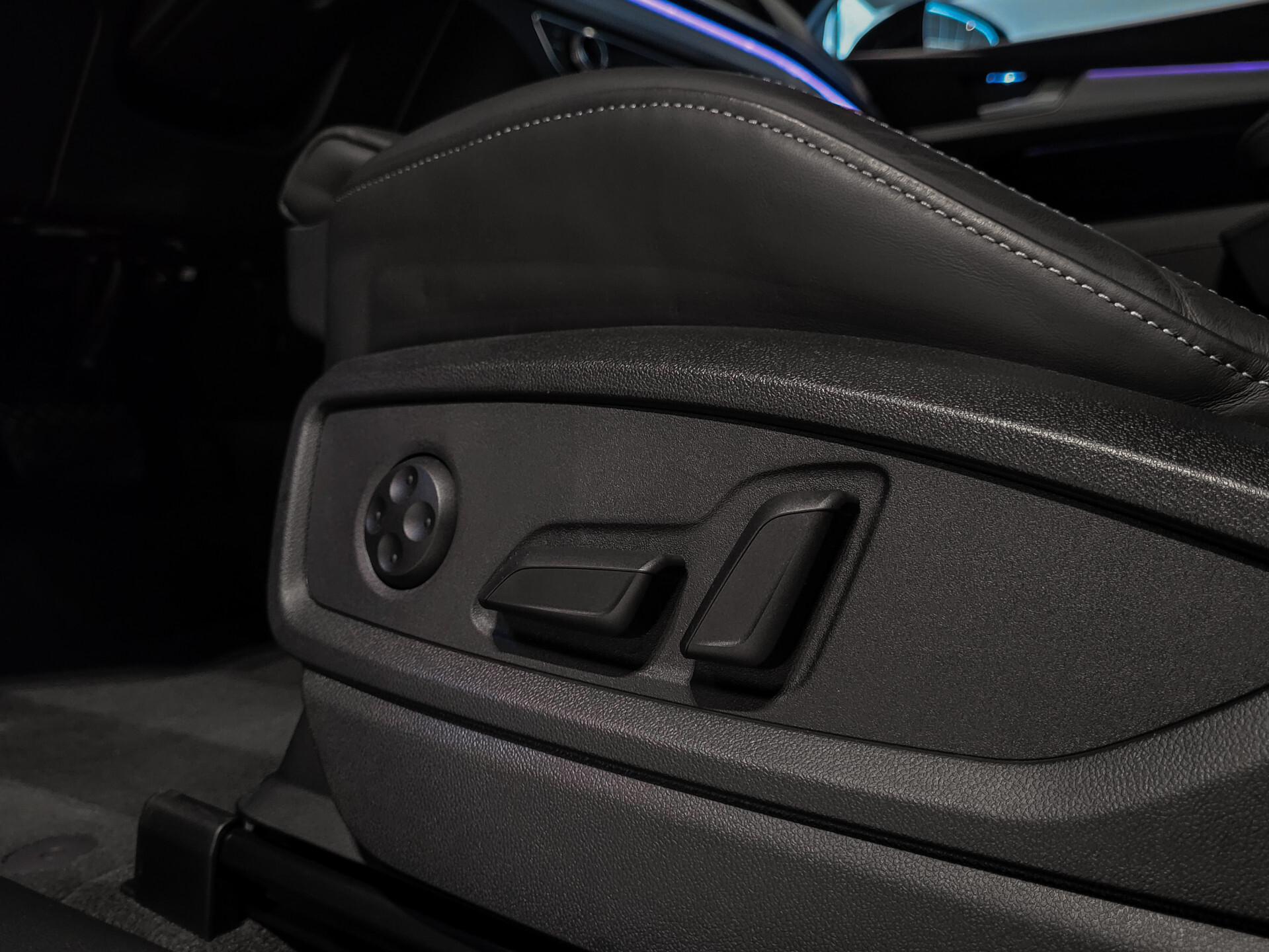 Audi Q5 Sportback 55 TFSI e Quattro S edition Luchtvering | Panorama | Keyless | Nappa | Trekhaak | Nieuwprijs €103268 Foto 28