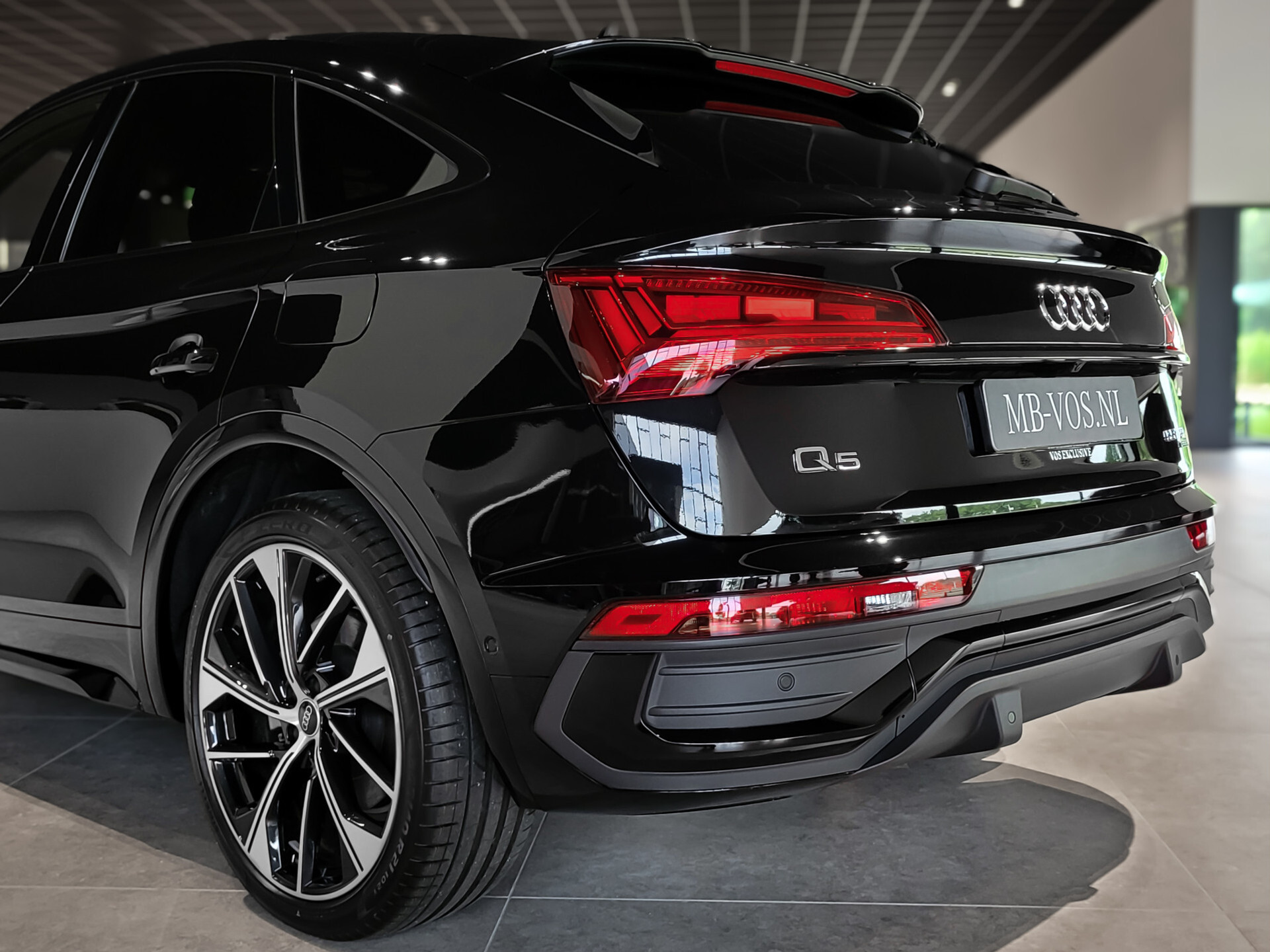 Audi Q5 Sportback 55 TFSI e Quattro S edition Luchtvering | Panorama | Keyless | Nappa | Trekhaak | Nieuwprijs €103268 Foto 40