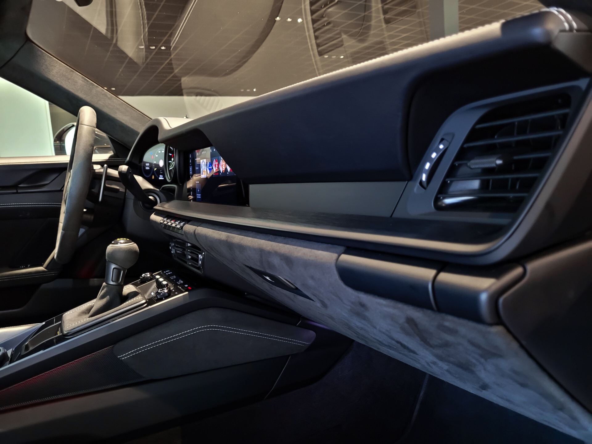 Porsche 911 4.0 GT3 Club Sport | Ceramic Brakes | Liftsysteem | Kuipstoelen Foto 19