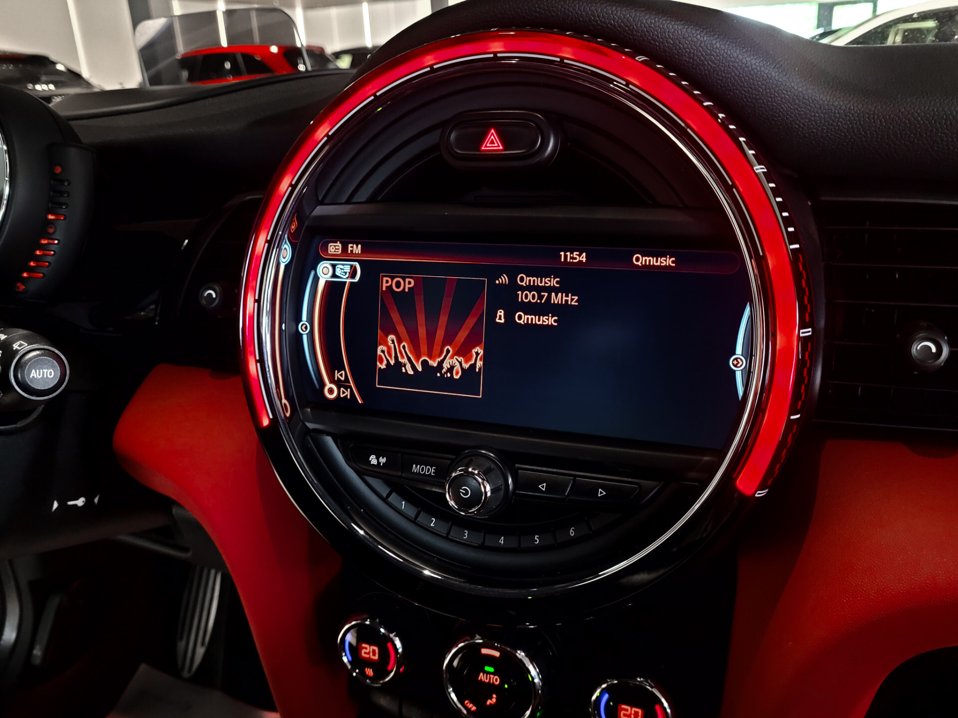 MINI Mini 2.0 John Cooper Works Chili Panorama | Camera | Harman-Kardon | Professional Navi Foto 12