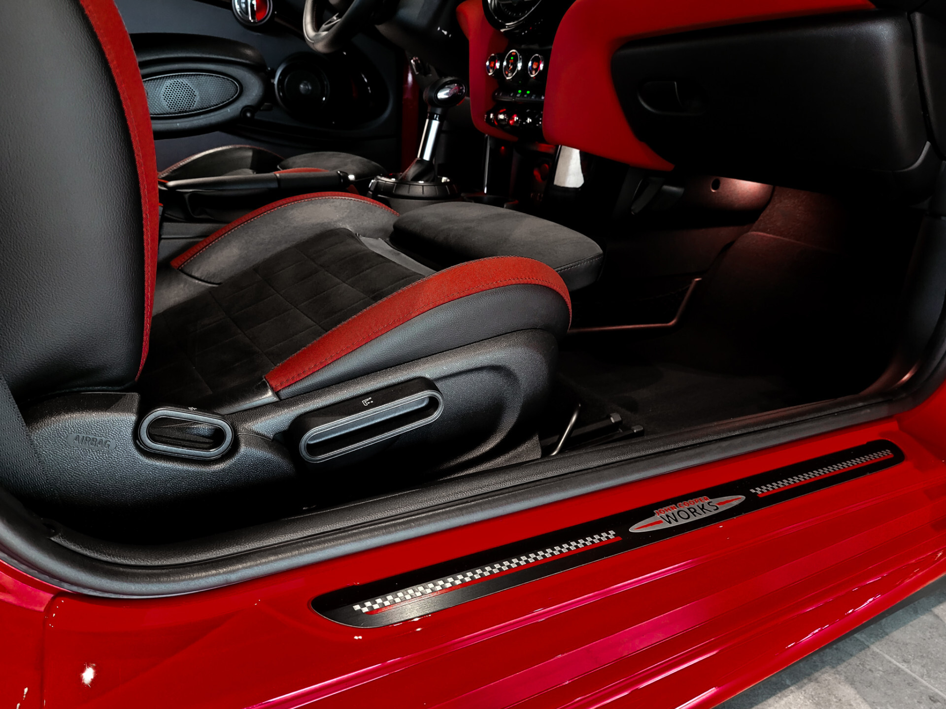 MINI Mini 2.0 John Cooper Works Chili Panorama | Camera | Harman-Kardon | Professional Navi Foto 23