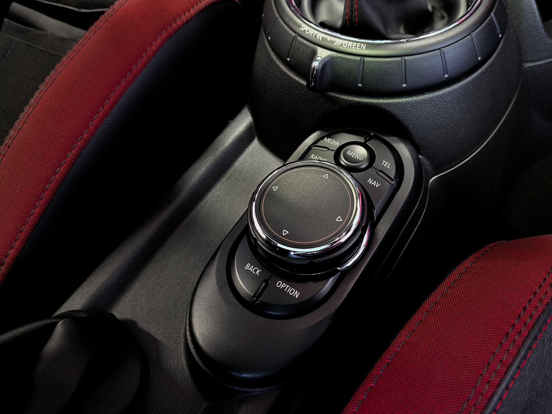 MINI Mini 2.0 John Cooper Works Chili Panorama | Camera | Harman-Kardon | Professional Navi Foto 27