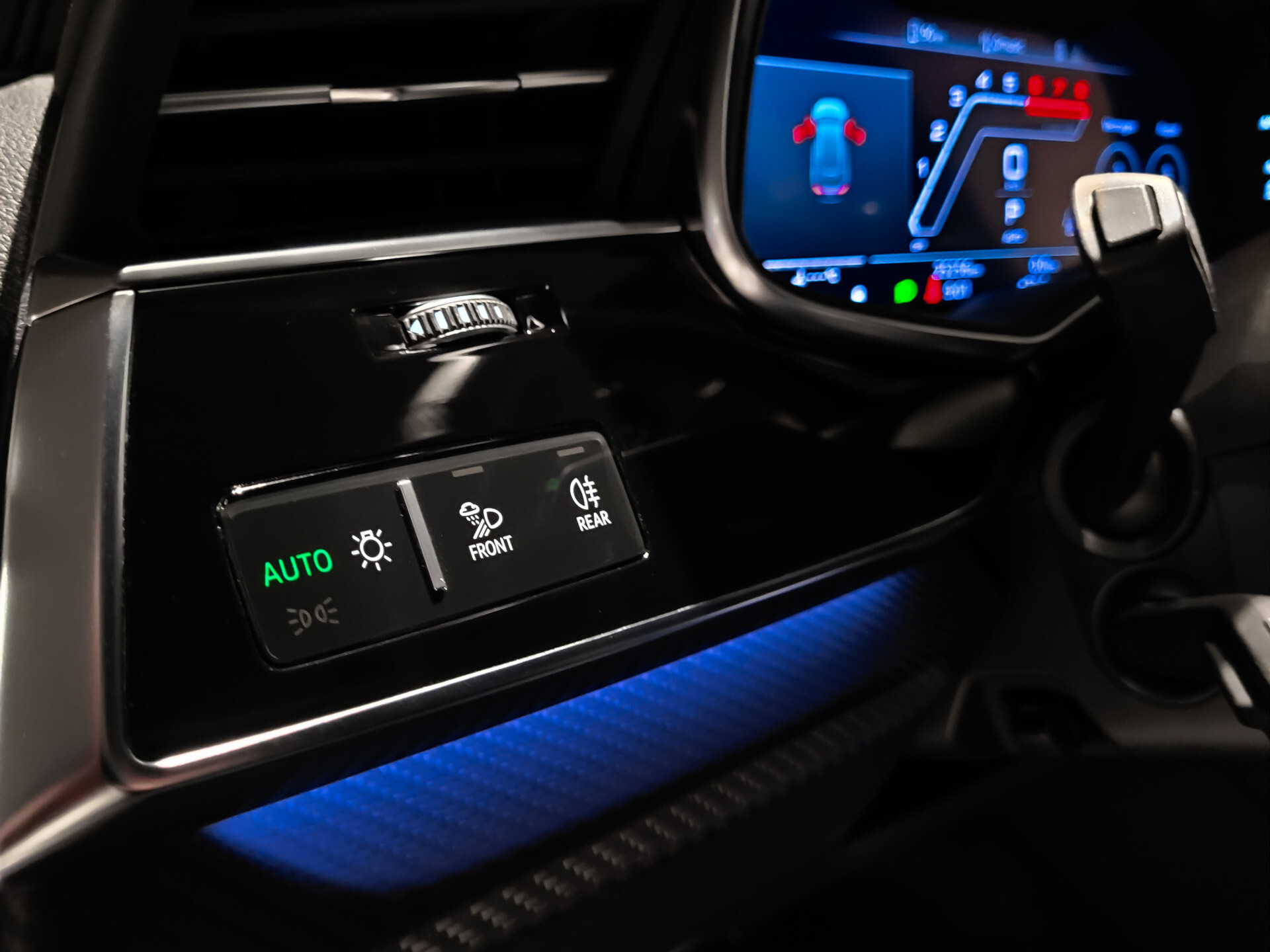 Audi Q8 4.0 TFSI RS Q8 R ABT 1 of 125 Carbon | FULL OPTIONS Foto 14