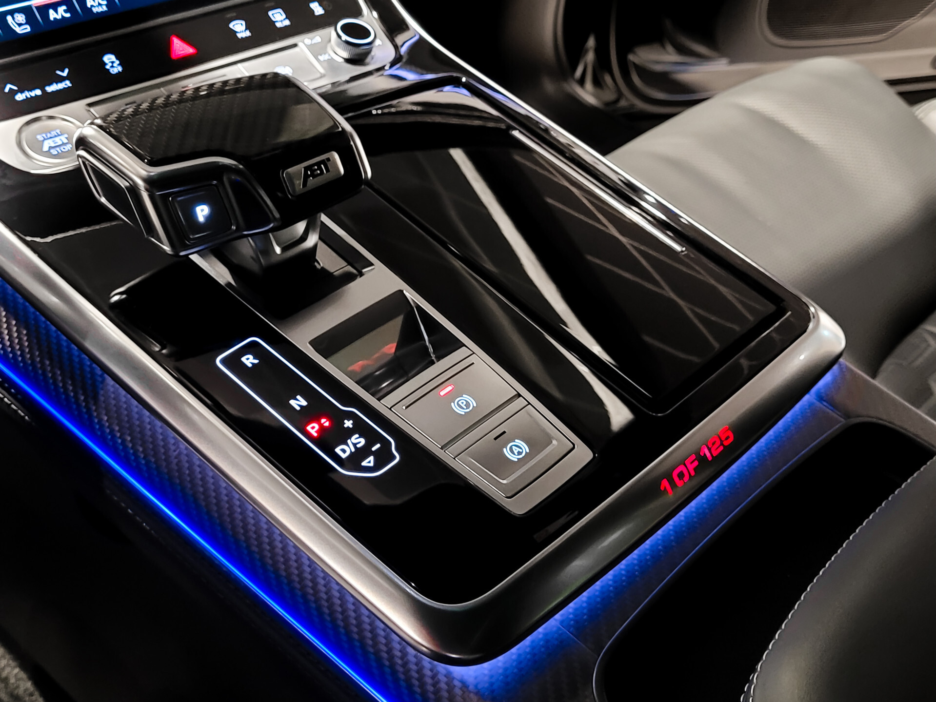 Audi Q8 4.0 TFSI RS Q8 R ABT 1 of 125 Carbon | FULL OPTIONS Foto 23