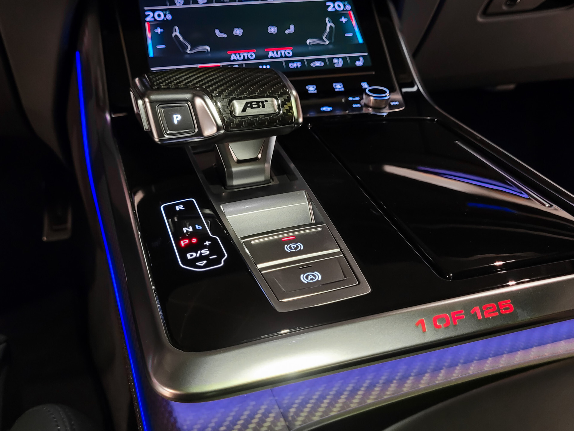 Audi Q8 4.0 TFSI RS Q8 R ABT 1 of 125 Carbon | FULL OPTIONS Foto 33