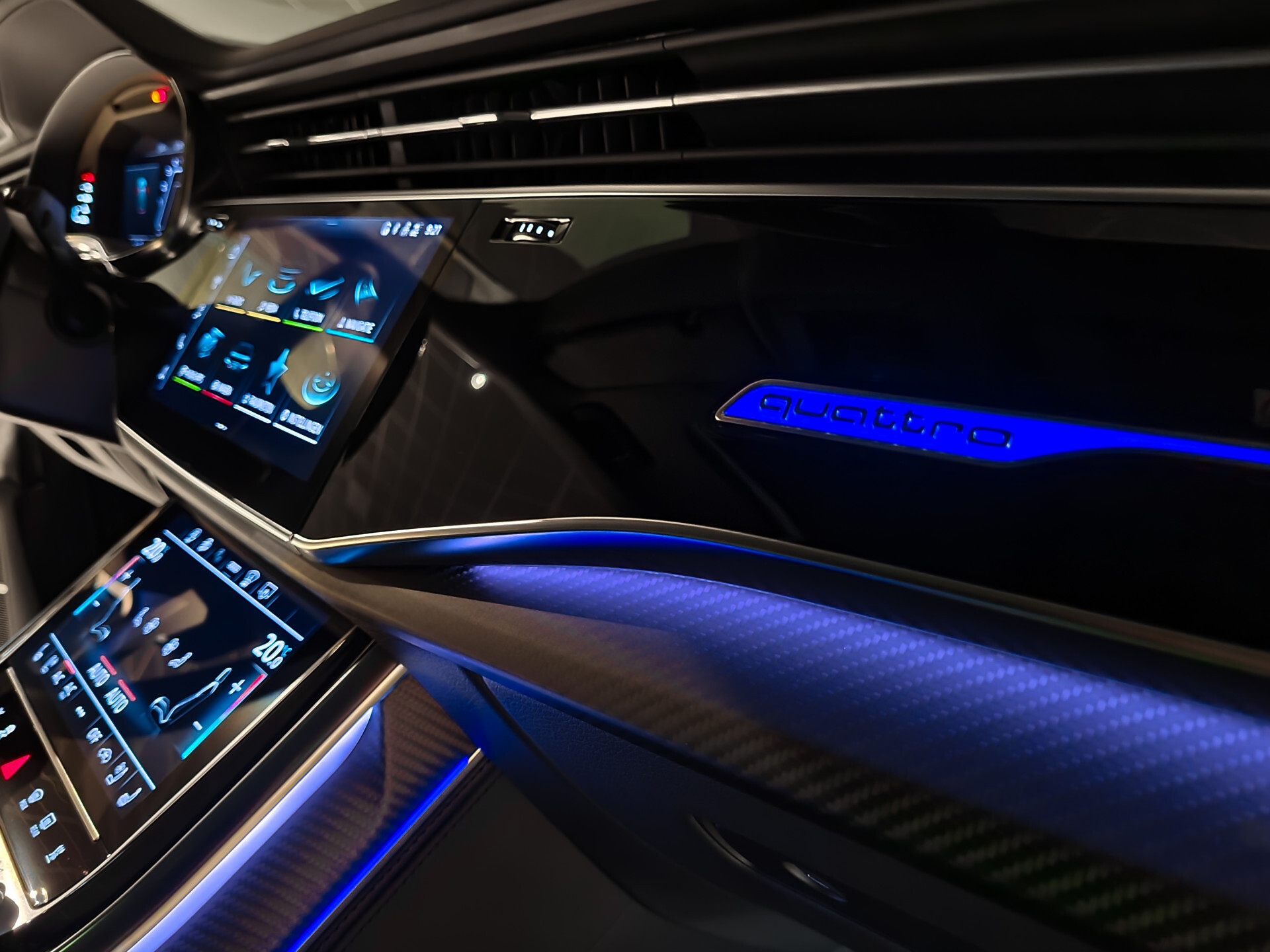 Audi Q8 4.0 TFSI RS Q8 R ABT 1 of 125 Carbon | FULL OPTIONS Foto 36