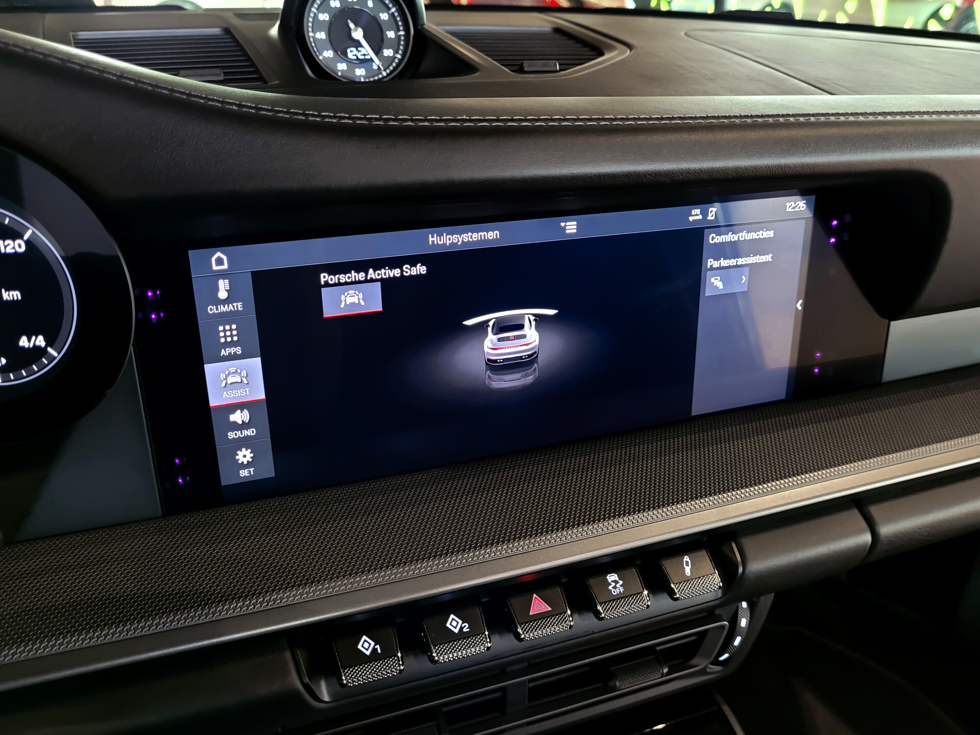 Porsche 911 Cabrio 3.0 Carrera 4 S Sport Design nieuwstaat Foto 16