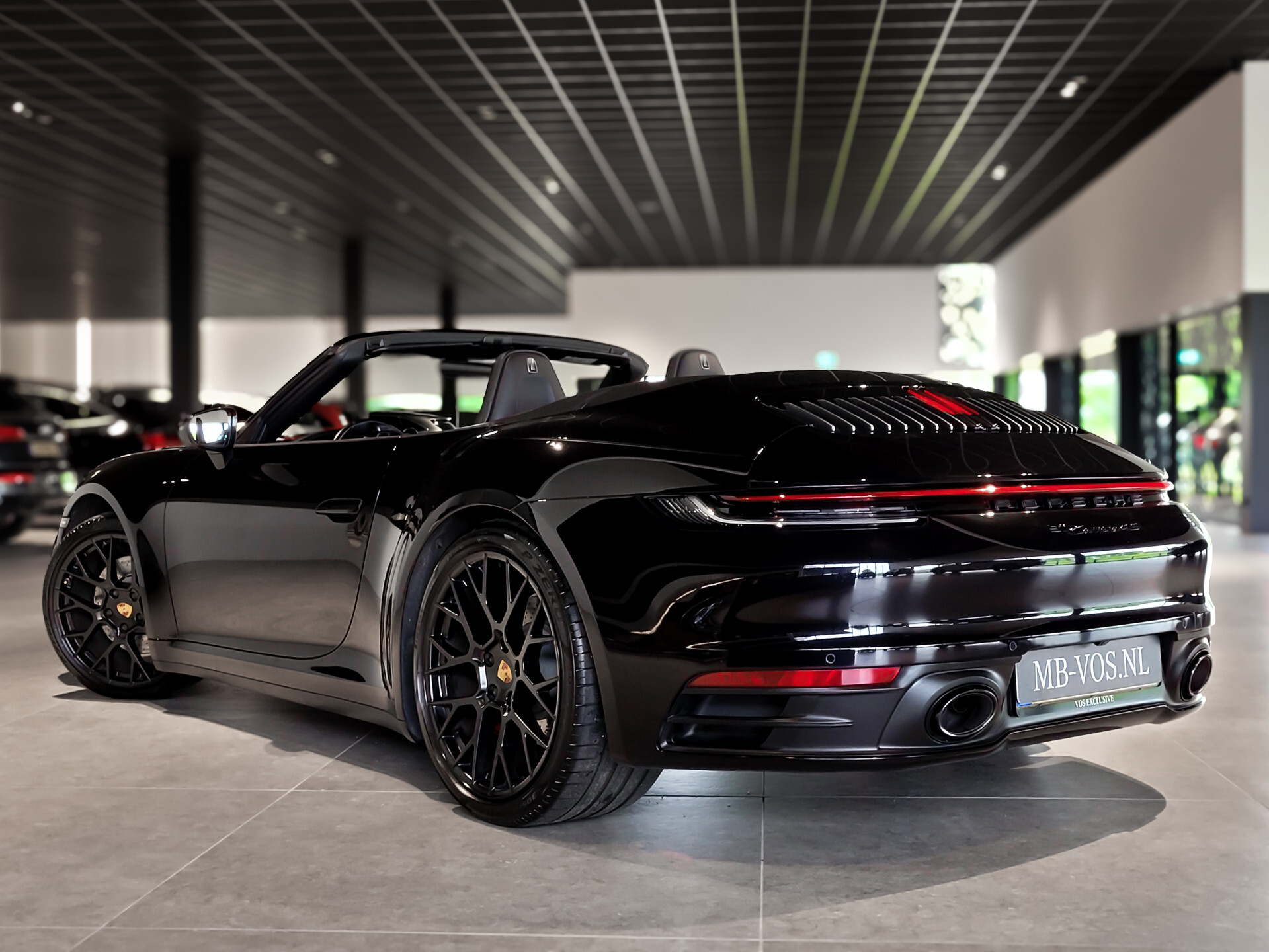 Porsche 911 Cabrio 3.0 Carrera 4 S Sport Design nieuwstaat Foto 3