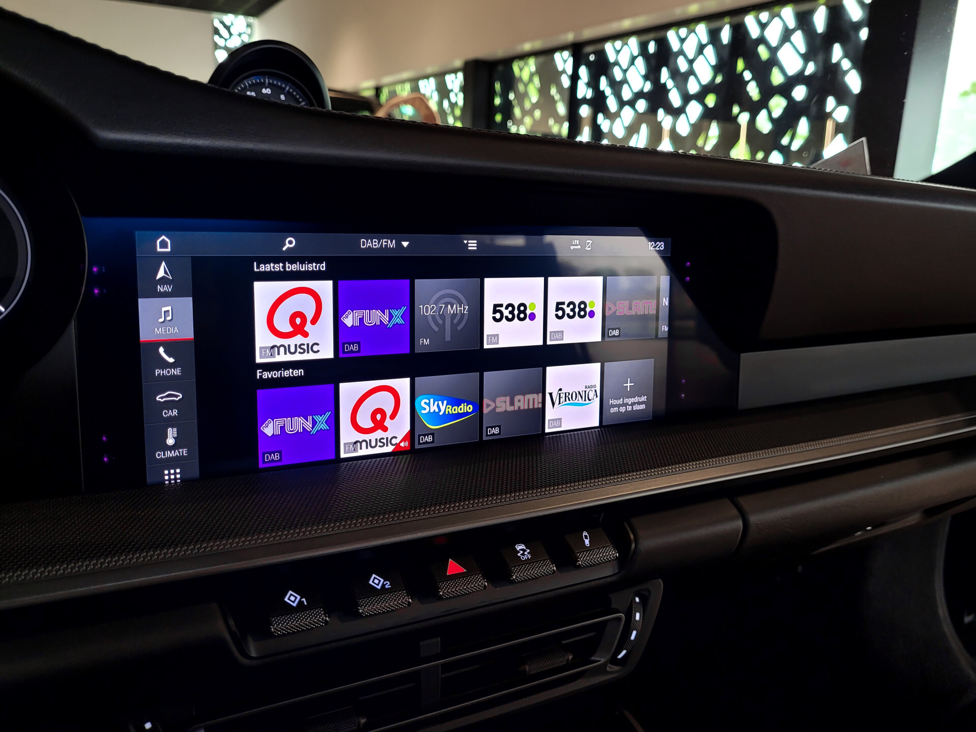 Porsche 911 Cabrio 3.0 Carrera 4 S Sport Design nieuwstaat Foto 8