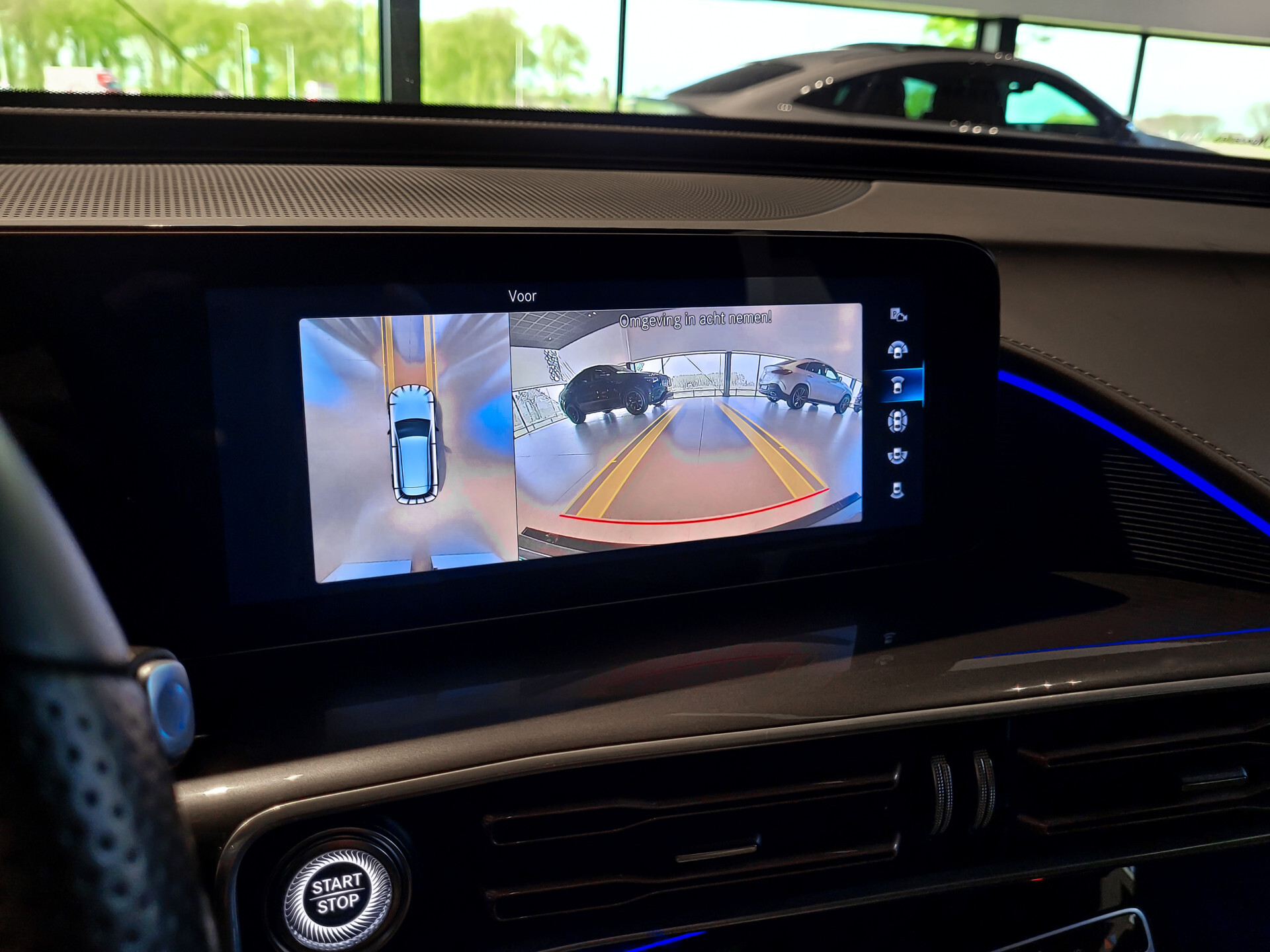 Mercedes-Benz EQC 400 4-M 80 kWh Schuif/kanteldak | MBUX | 360 camera | Soundsystem | MULTIBEAM LED | DAB Foto 26