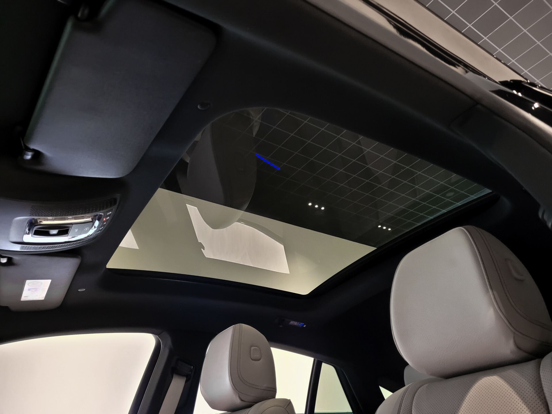 Mercedes-Benz GLE Coupé 350 e 4-M AMG Luchtvering | 22" | Panorama | Stoelkoeling | Mem | Burmester | Keyless | Distronic | Treeplanken | Panamericana Foto 36