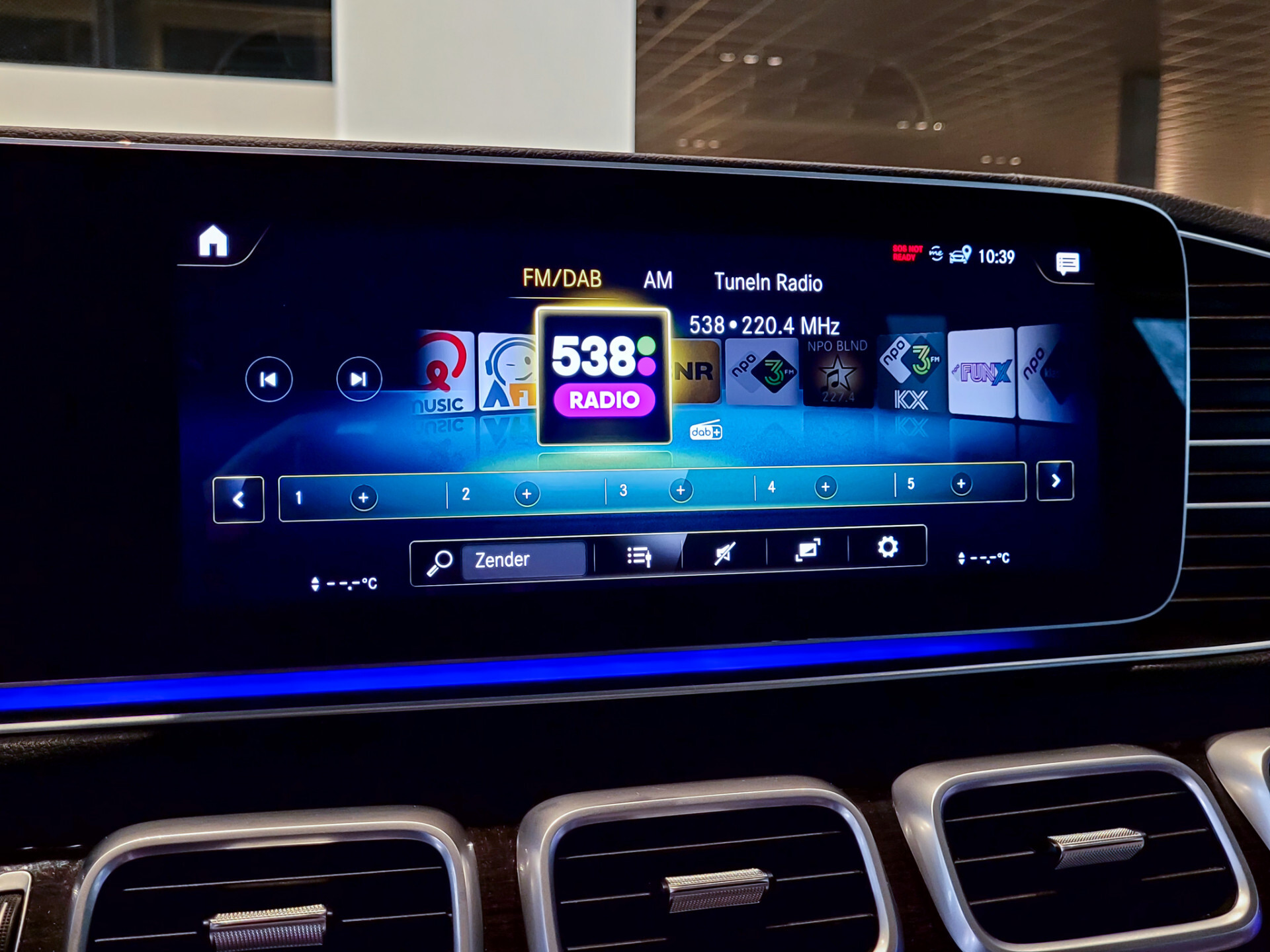 Mercedes-Benz GLE Coupé 350 e 4-M AMG Luchtvering | 22" | Panorama | Stoelkoeling | Mem | Burmester | Keyless | Distronic | Treeplanken | Panamericana Foto 39