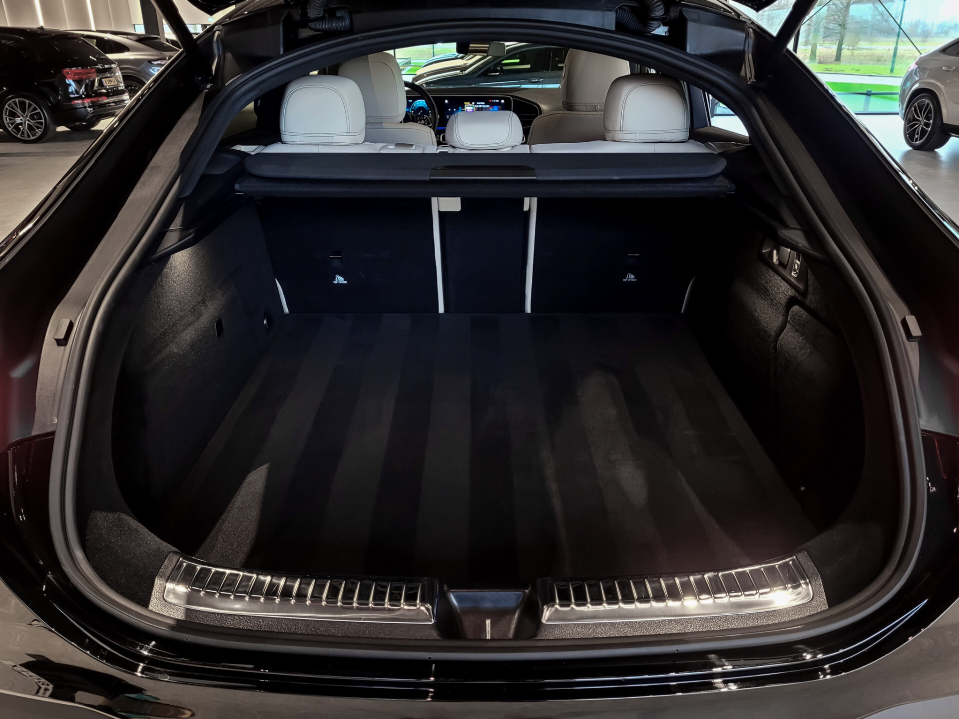 Mercedes-Benz GLE Coupé 350 e 4-M AMG Luchtvering | 22" | Panorama | Stoelkoeling | Mem | Burmester | Keyless | Distronic | Treeplanken | Panamericana Foto 40