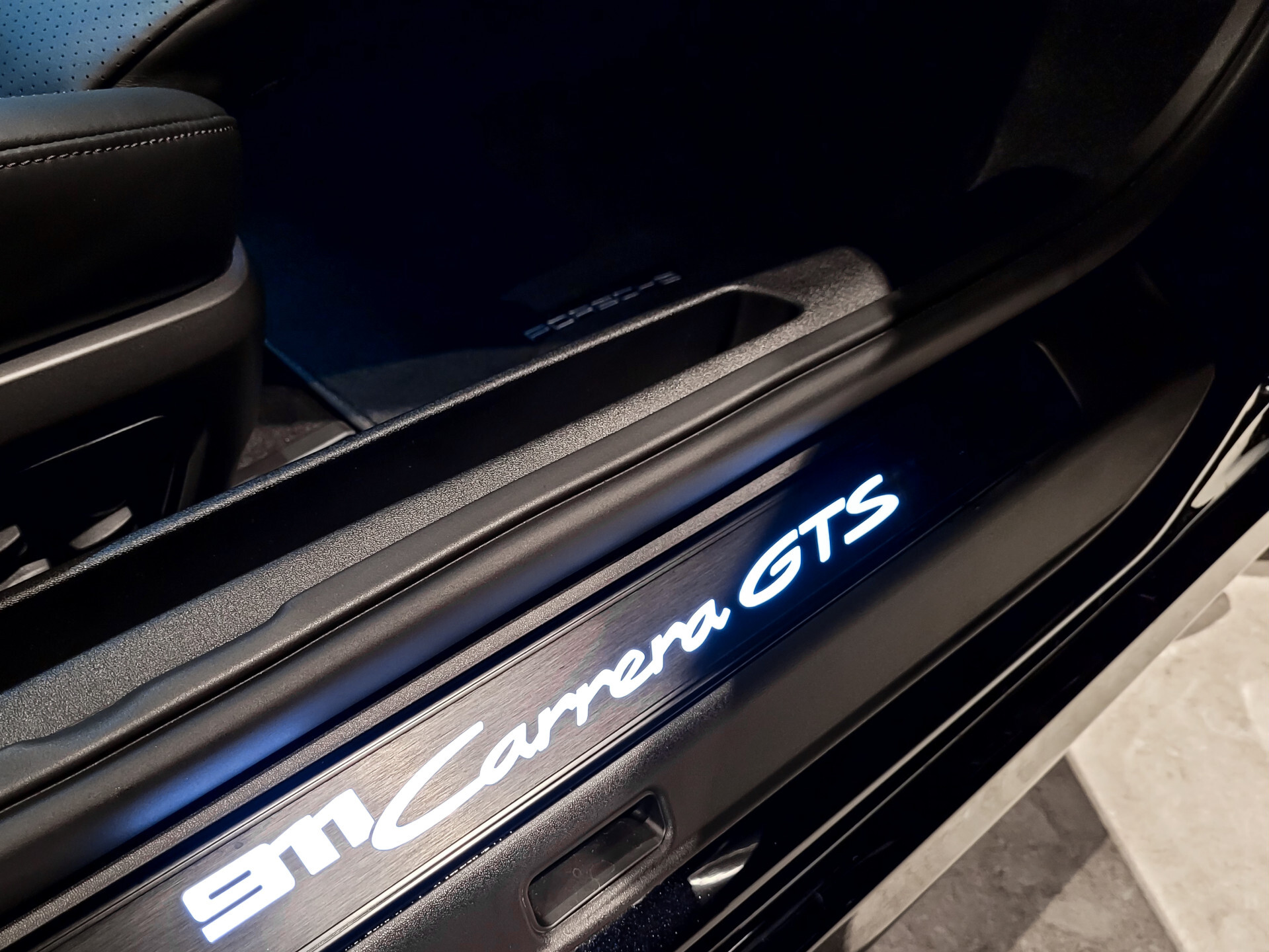 Porsche 911 3.0 Carrera GTS 18-voudig | Keyless | Burmester High End | Matrix | PASM Foto 15