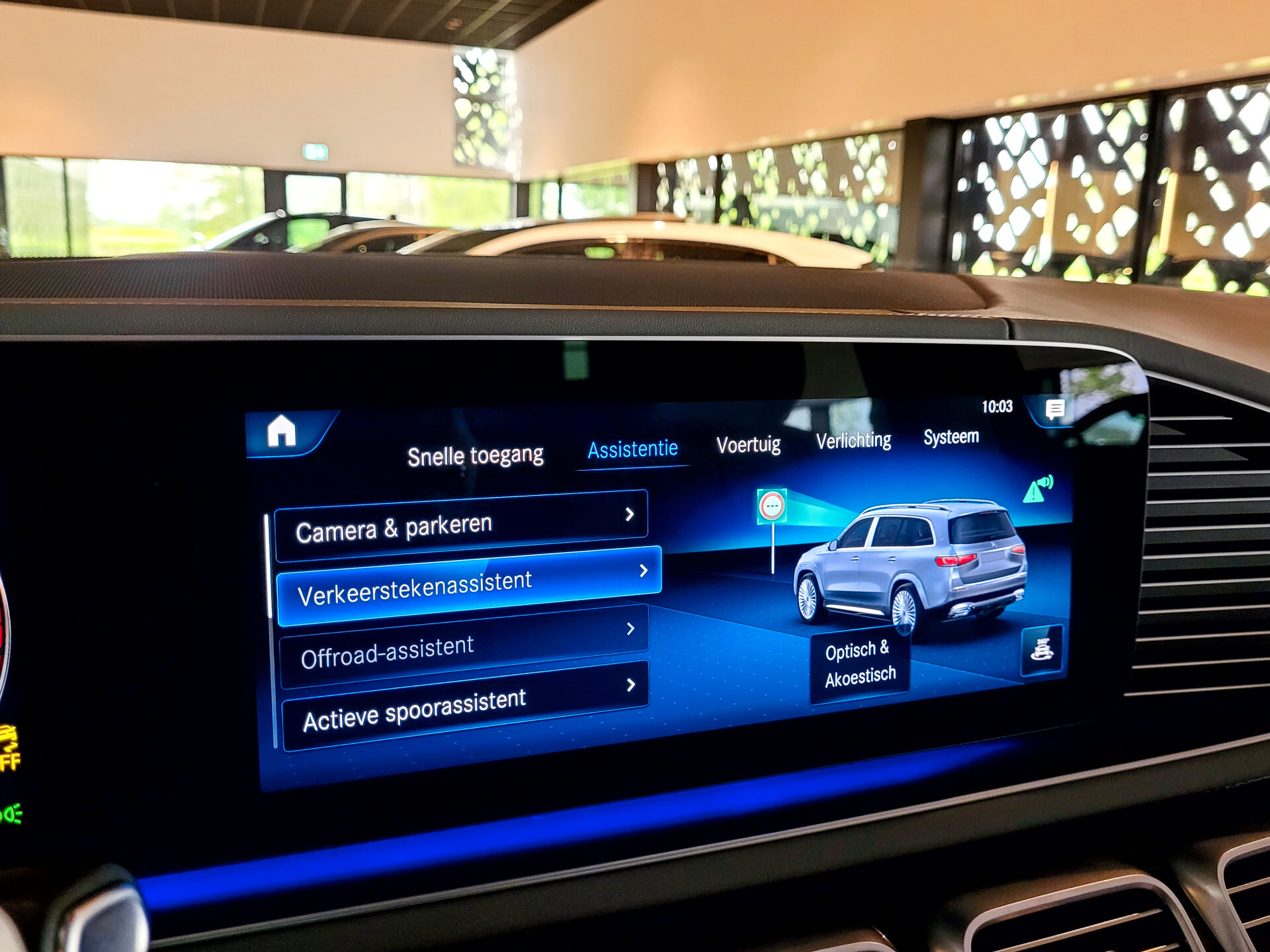 Mercedes-Benz GLS Maybach 600 4-M Manufaktur Crystal White | Full Options Foto 35