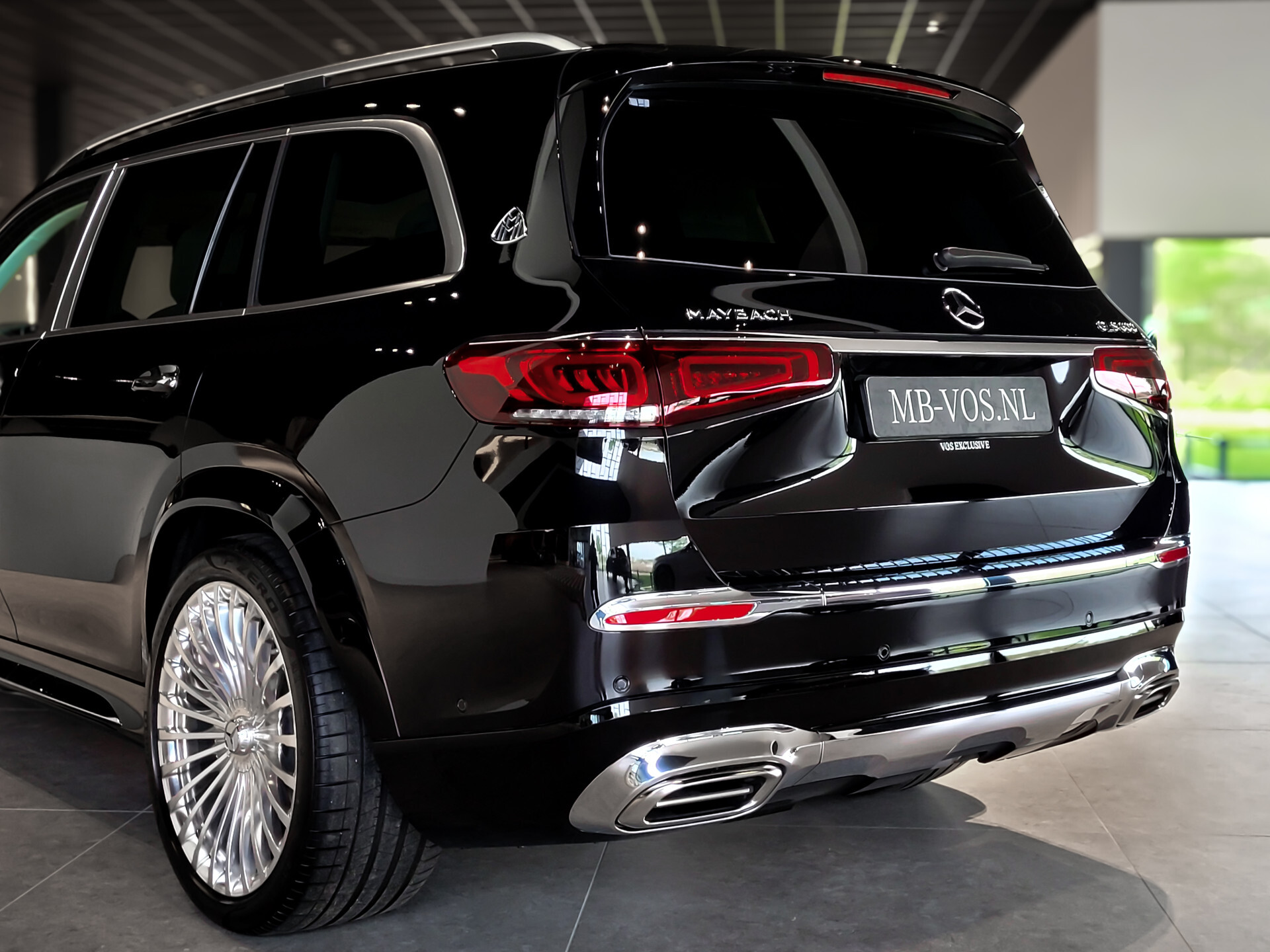 Mercedes-Benz GLS Maybach 600 4-M Manufaktur Crystal White | Full Options Foto 47