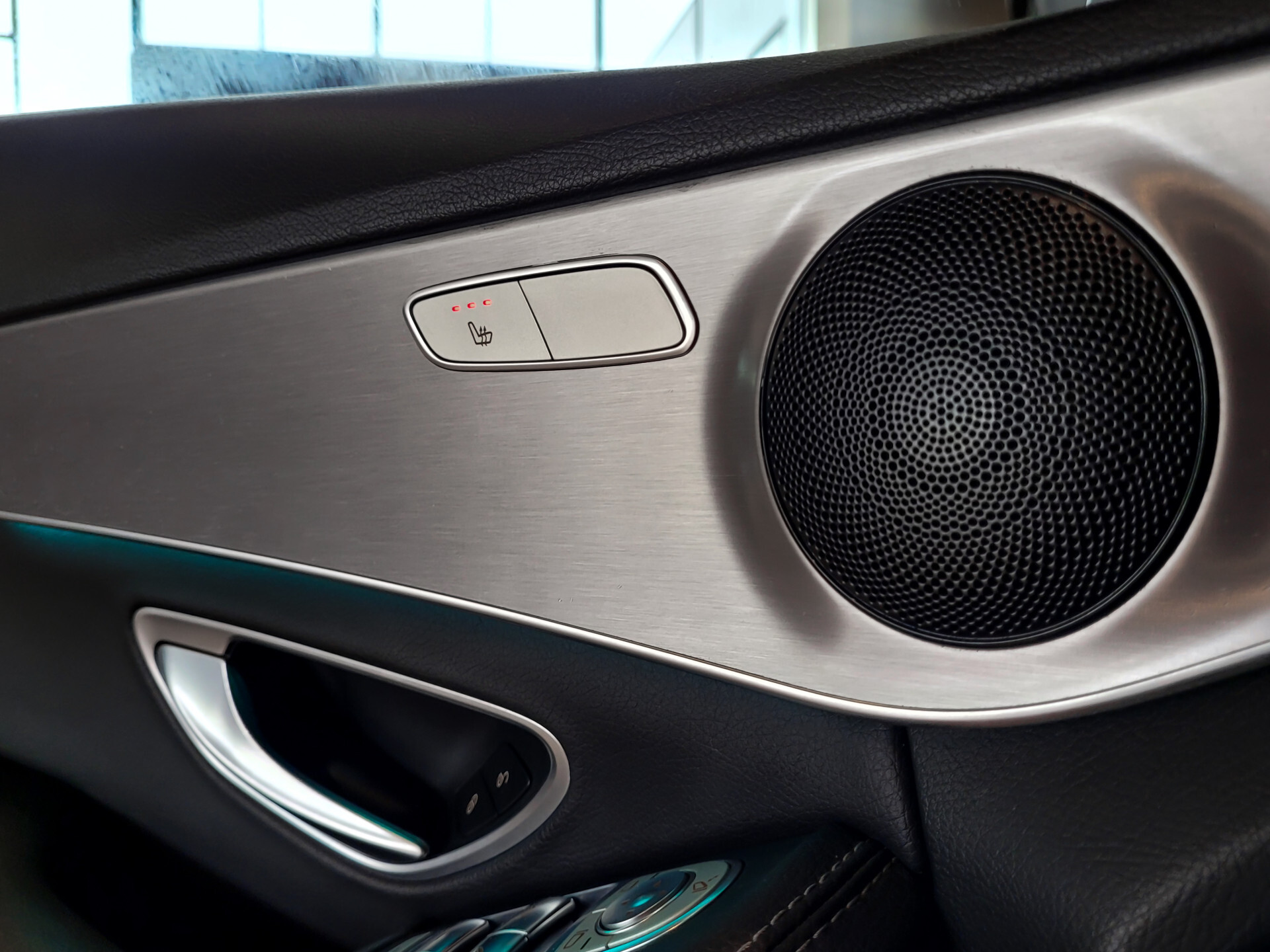 Mercedes-Benz C-Klasse 220 d Avantgarde Facelift | Schuifdak | Multibeam | Trekhaak | Smartphone | Aut9 Foto 12