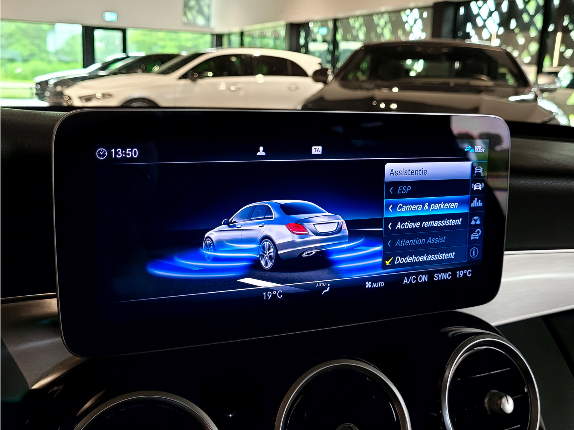 Mercedes-Benz C-Klasse 220 d Avantgarde Facelift | Schuifdak | Multibeam | Trekhaak | Smartphone | Aut9 Foto 13