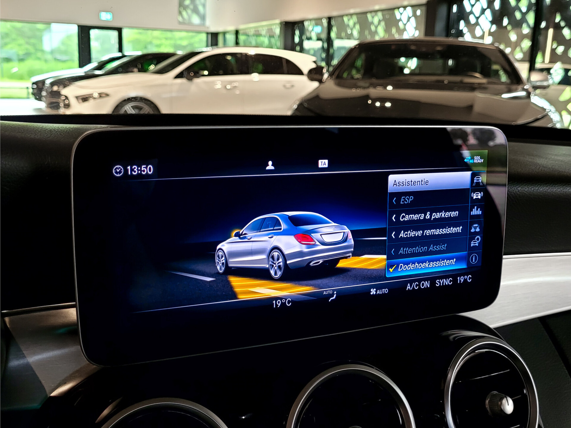 Mercedes-Benz C-Klasse 220 d Avantgarde Facelift | Schuifdak | Multibeam | Trekhaak | Smartphone | Aut9 Foto 17