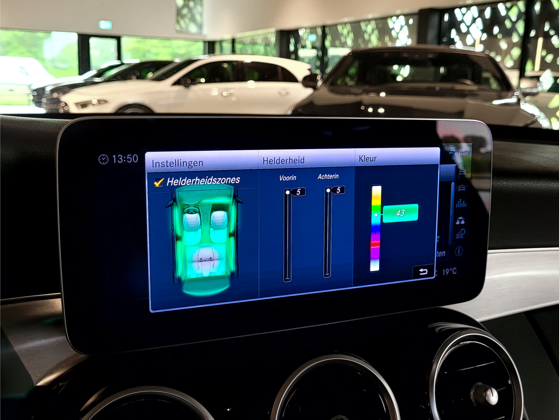 Mercedes-Benz C-Klasse 220 d Avantgarde Facelift | Schuifdak | Multibeam | Trekhaak | Smartphone | Aut9 Foto 19