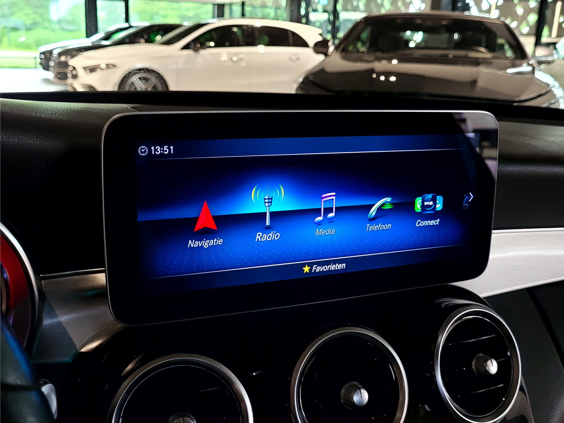 Mercedes-Benz C-Klasse 220 d Avantgarde Facelift | Schuifdak | Multibeam | Trekhaak | Smartphone | Aut9 Foto 29