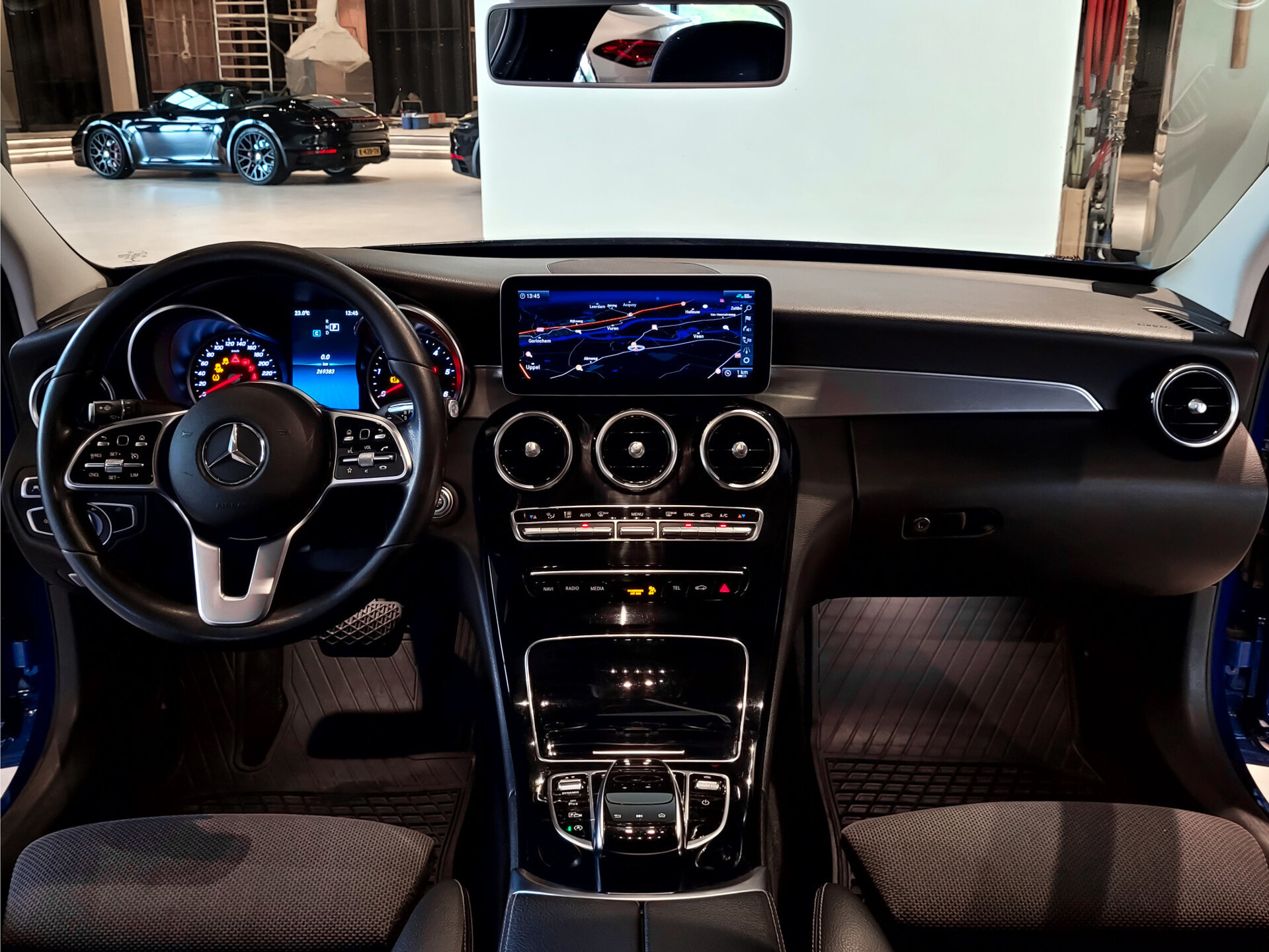 Mercedes-Benz C-Klasse 220 d Avantgarde Facelift | Schuifdak | Multibeam | Trekhaak | Smartphone | Aut9 Foto 5