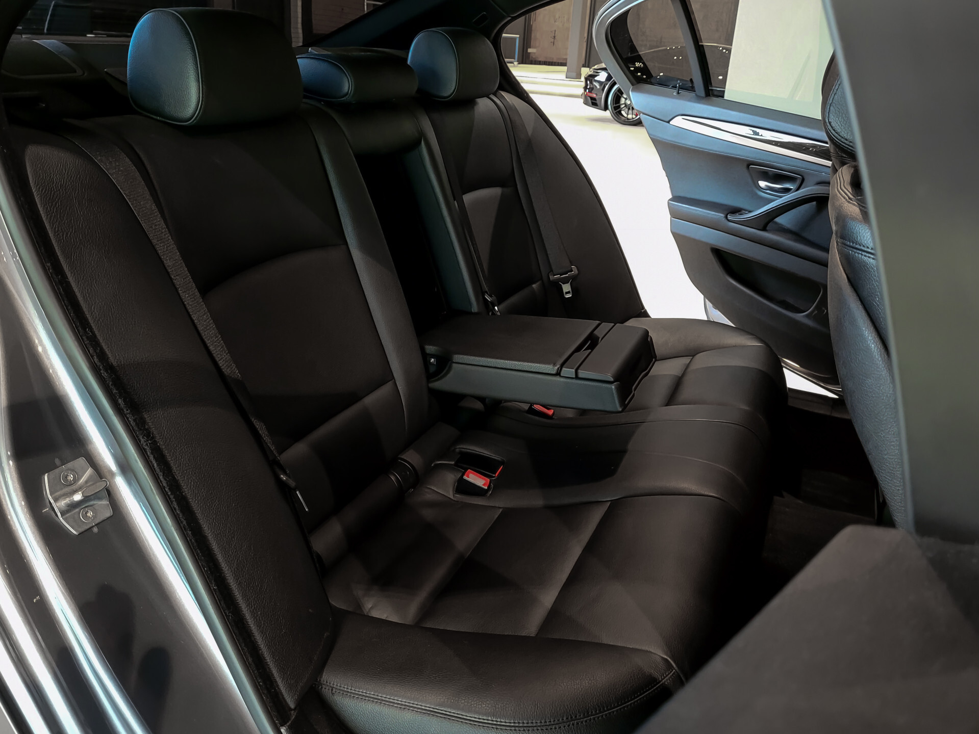 BMW 5 Serie 520D EXECUTIVE Luxury Leder | Prof Navi | Verwarmde Stoelen | LED Foto 4